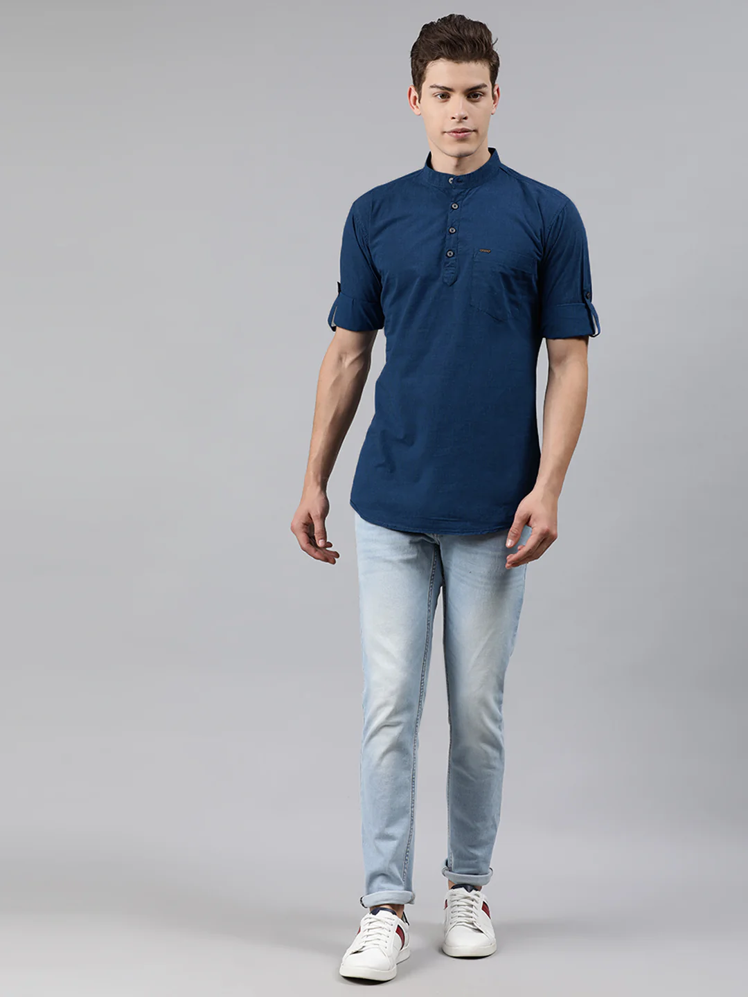 Men Blue Slim Fit Solid Casual Shirt - Image 4