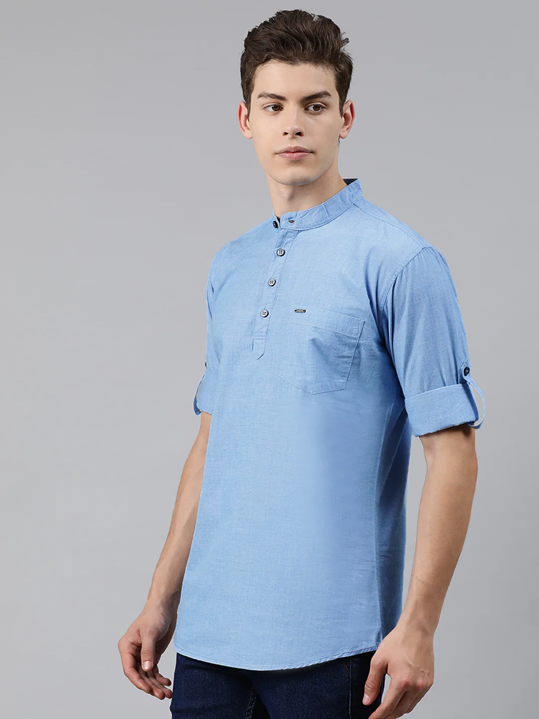 Men Blue Slim Fit Solid Casual Shirt - Image 2