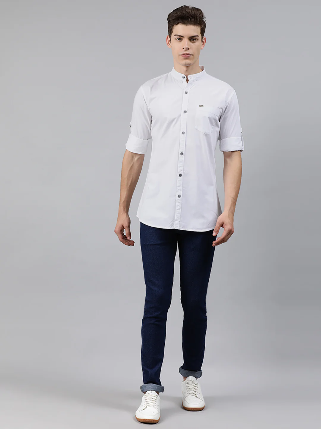 Men White Slim Fit Solid Casual Shirt - Image 4