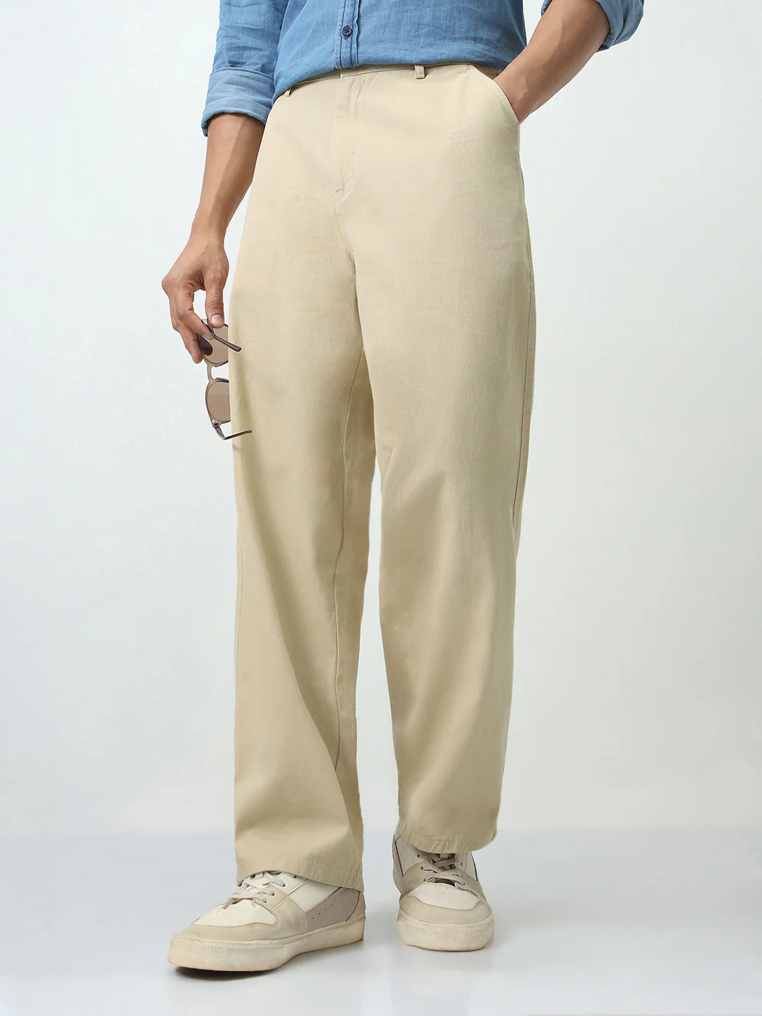 Men's Beige Loose Baggy Fit Solid Chino Trousers Non-Stretchable