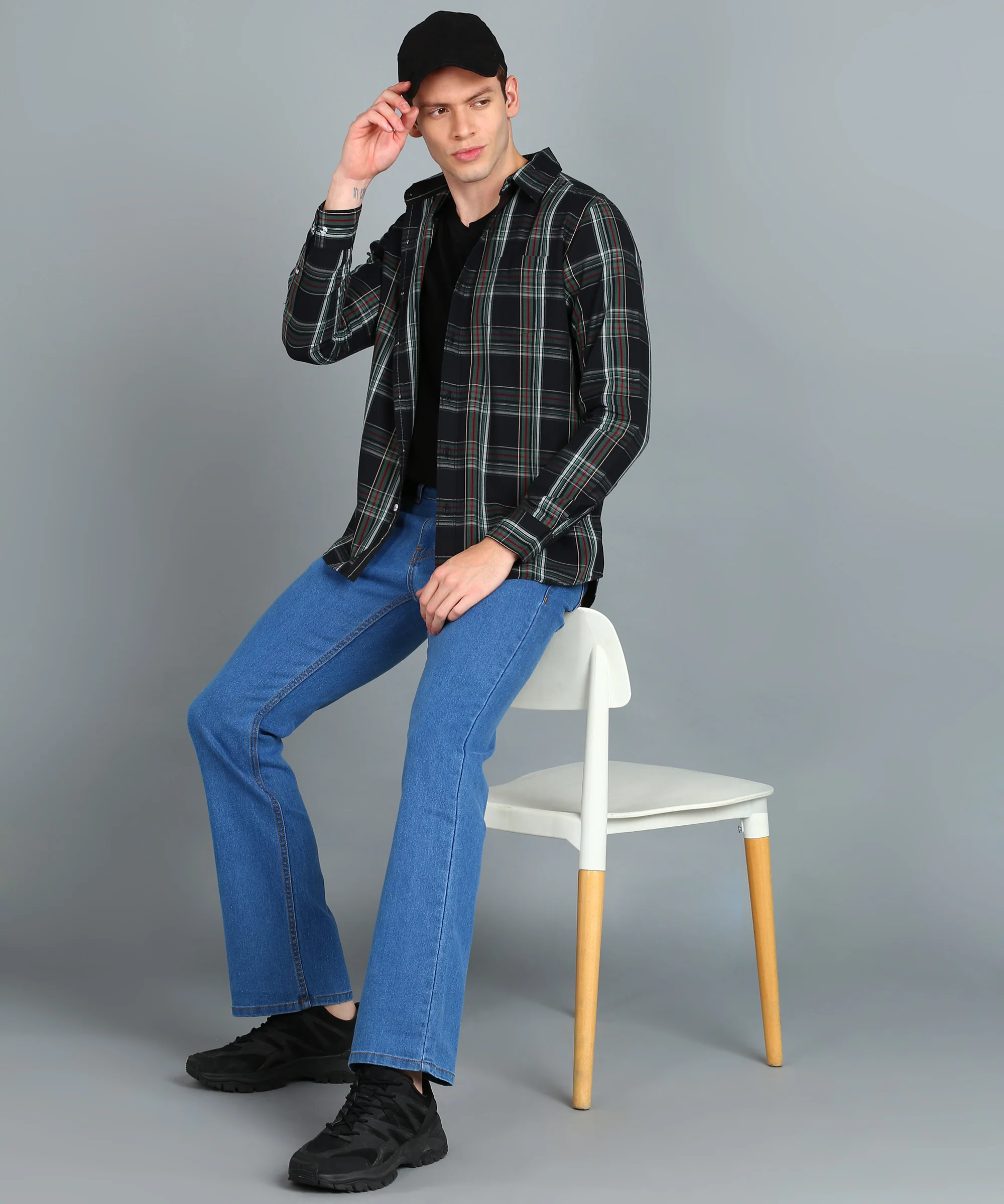 Men's Black Cotton Full Sleeve Slim Fit Casual Checkered Shirt - Image 4