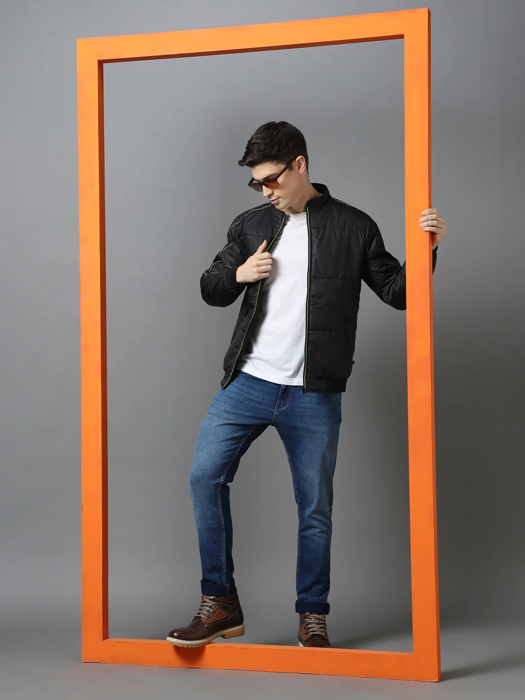 Men's Black Full Sleeve Zippered Puffer Jacket - Image 4