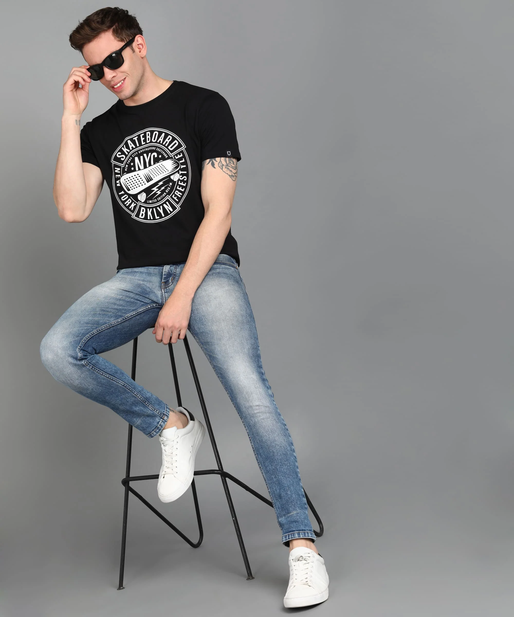 Urbano Fashion Men's Black Graphic Printed Round Neck Half Sleeve Slim Fit Cotton T-Shirt - Image 4