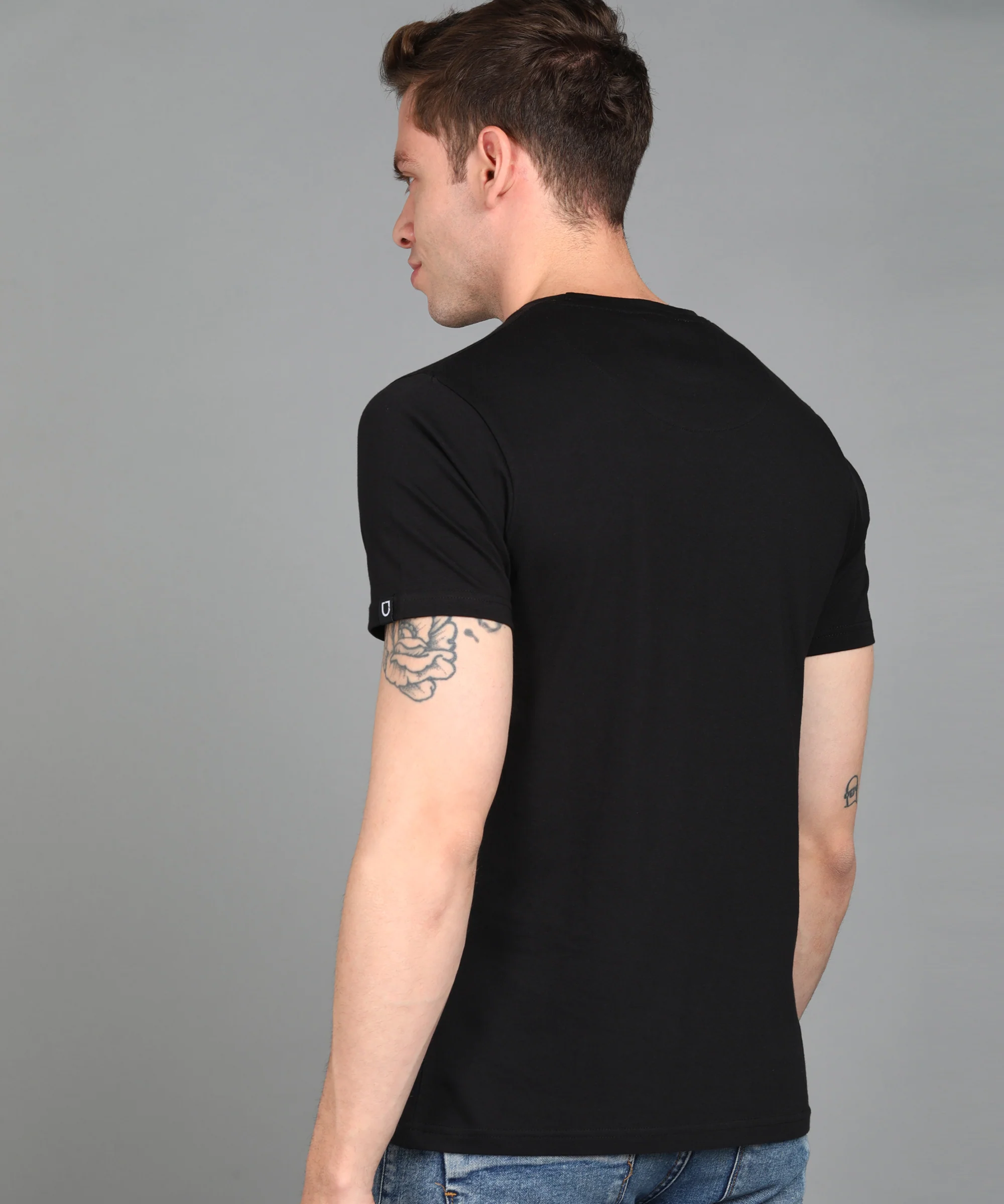 Urbano Fashion Men's Black Graphic Printed Round Neck Half Sleeve Slim Fit Cotton T-Shirt - Image 4