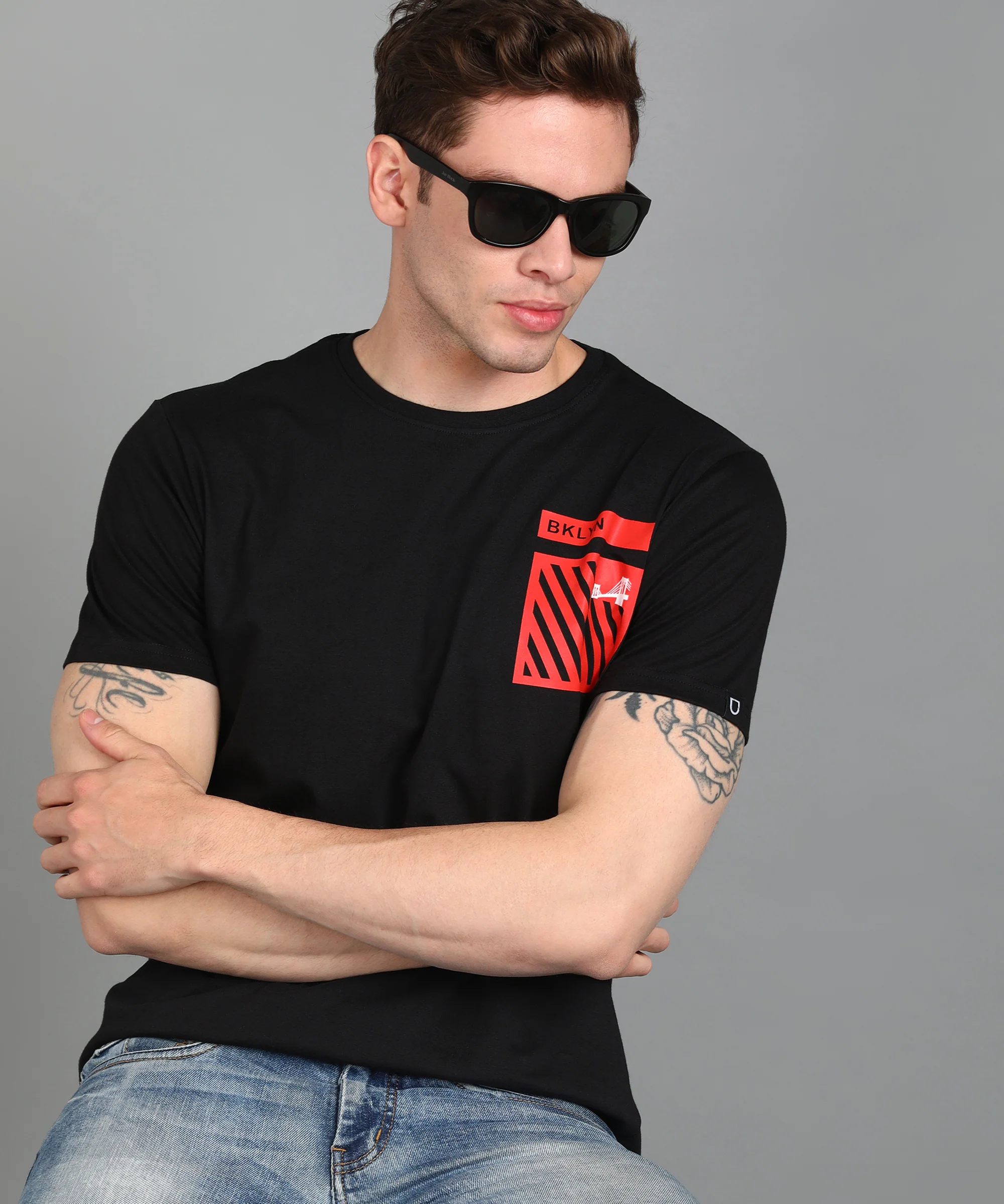 Urbano Fashion Men's Black Graphic Printed Round Neck Half Sleeve Slim Fit Cotton T-Shirt - Image 4