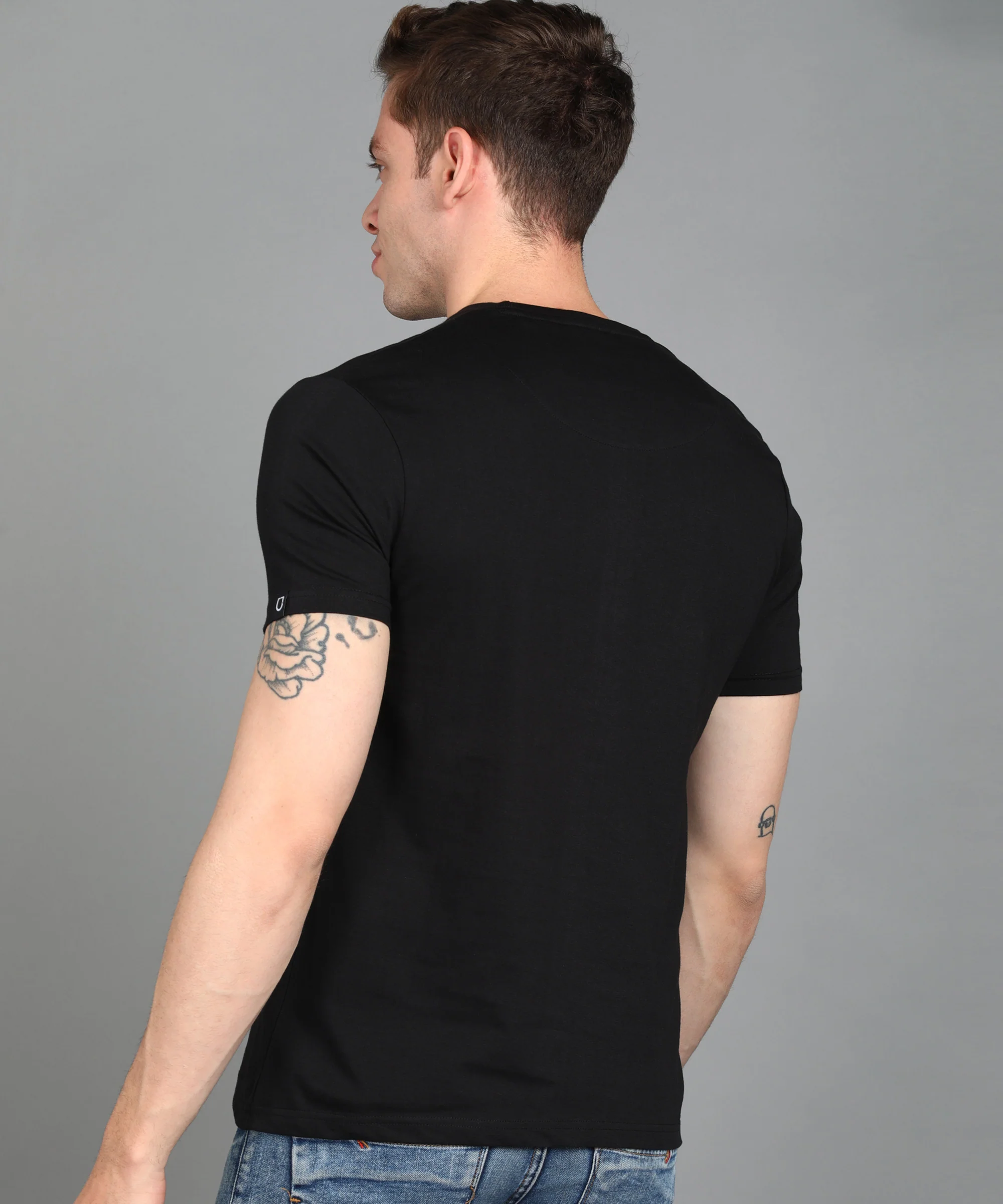 Urbano Fashion Men's Black Graphic Printed Round Neck Half Sleeve Slim Fit Cotton T-Shirt - Image 3