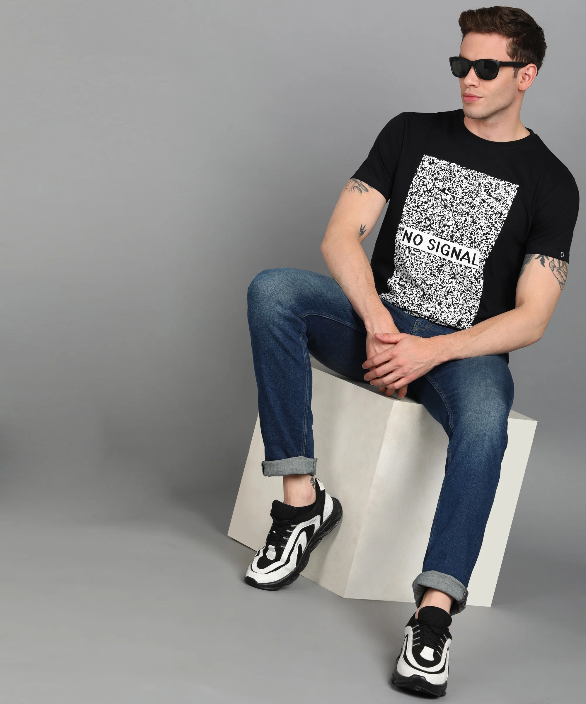 Urbano Fashion Men's Black Graphic Printed Round Neck Half Sleeve Slim Fit Cotton T-Shirt - Image 4
