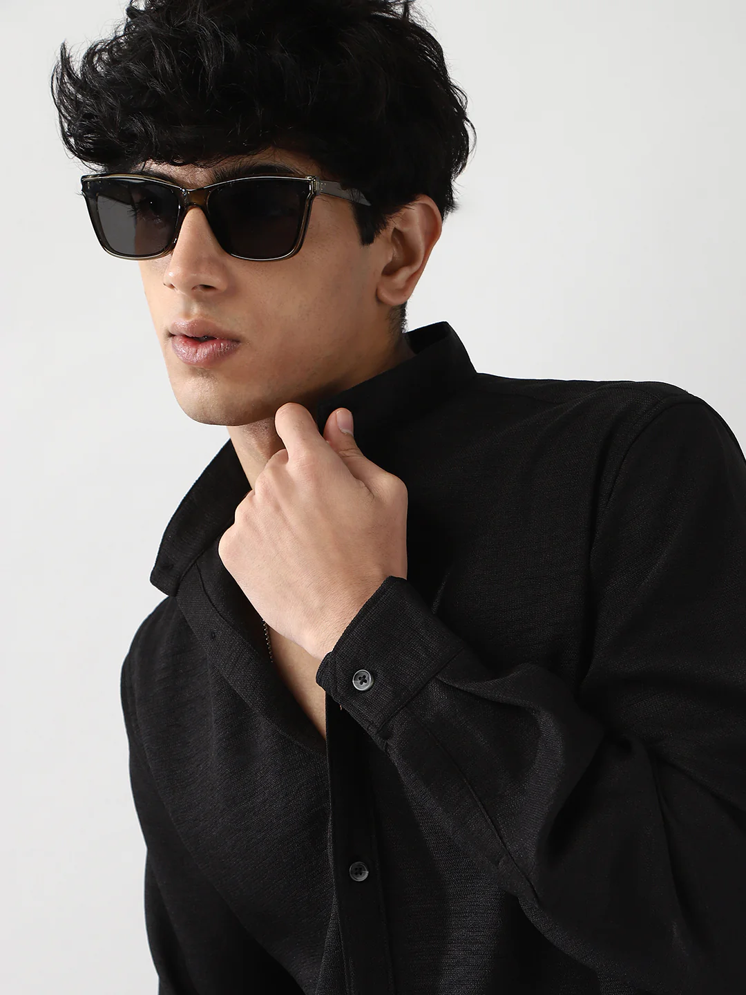 Men's Black Linen Blend Full Sleeve Relaxed Fit Mandarin Collar Casual Solid Shirt - Image 5