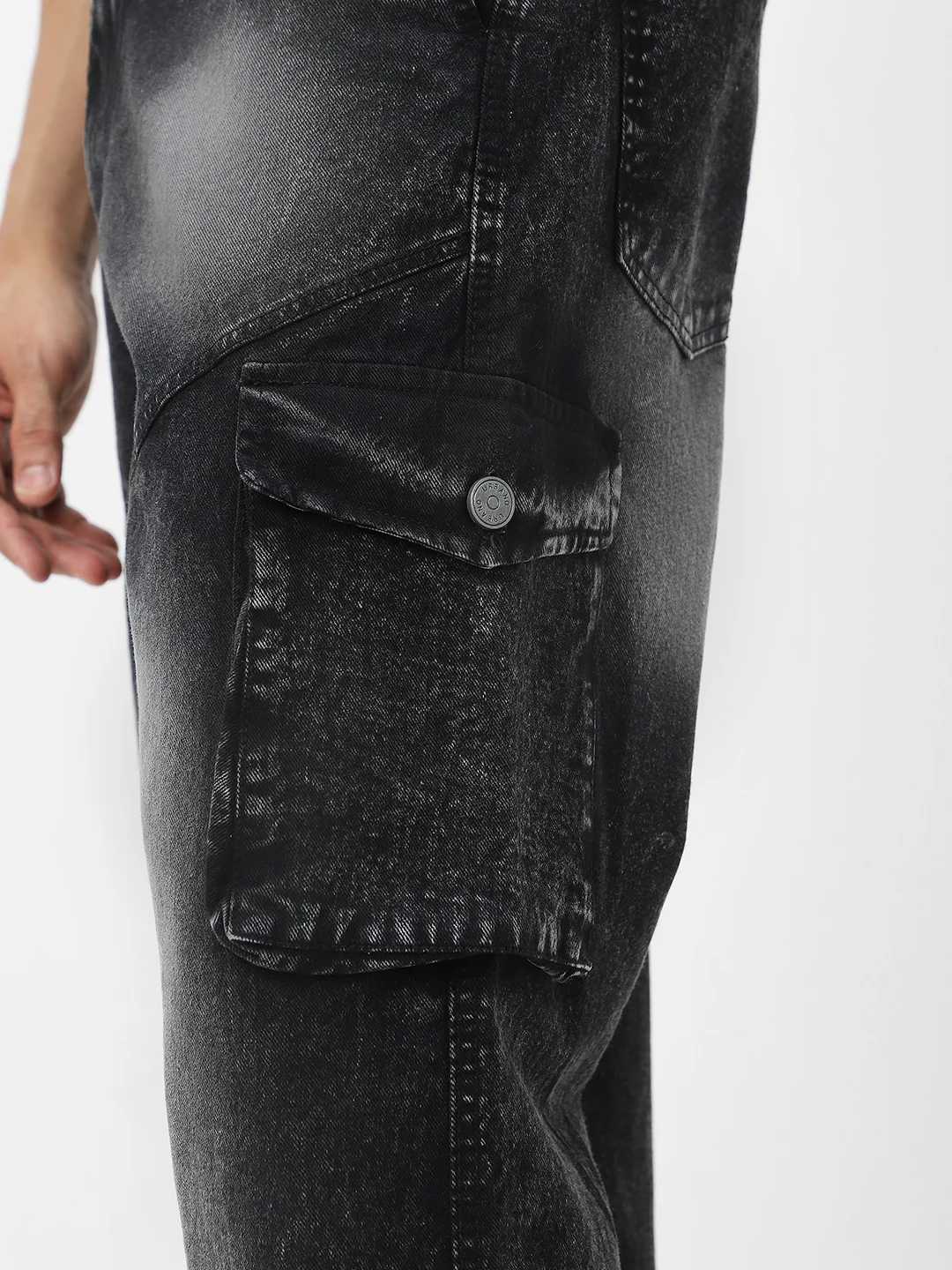 Men's Black Loose Baggy Fit Washed Cargo Jeans with 7 Pockets Non-Stretchable - Image 5
