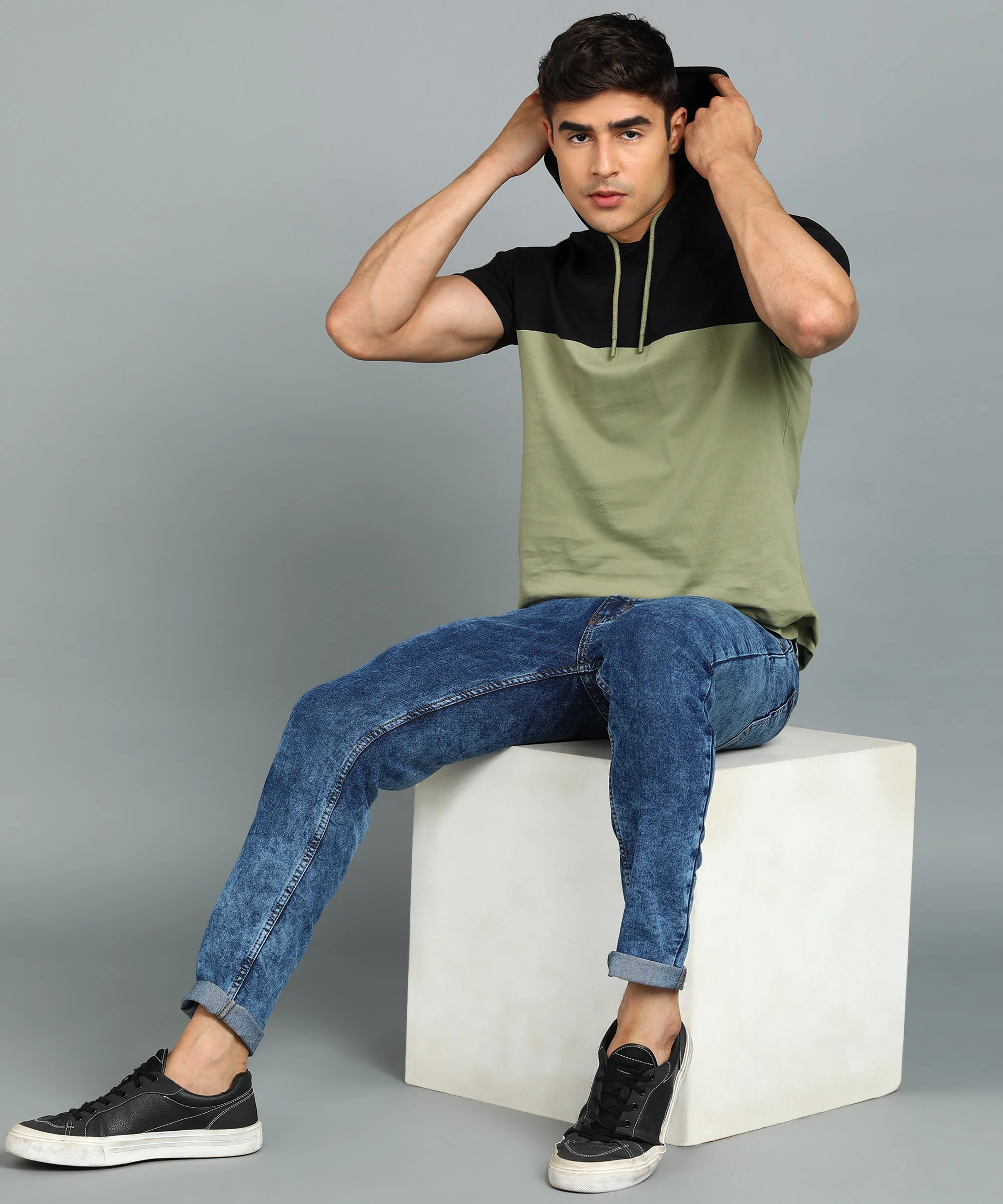 Men's Black, Olive Cotton Slim Fit Half Sleeve Hooded T-Shirt - Image 4