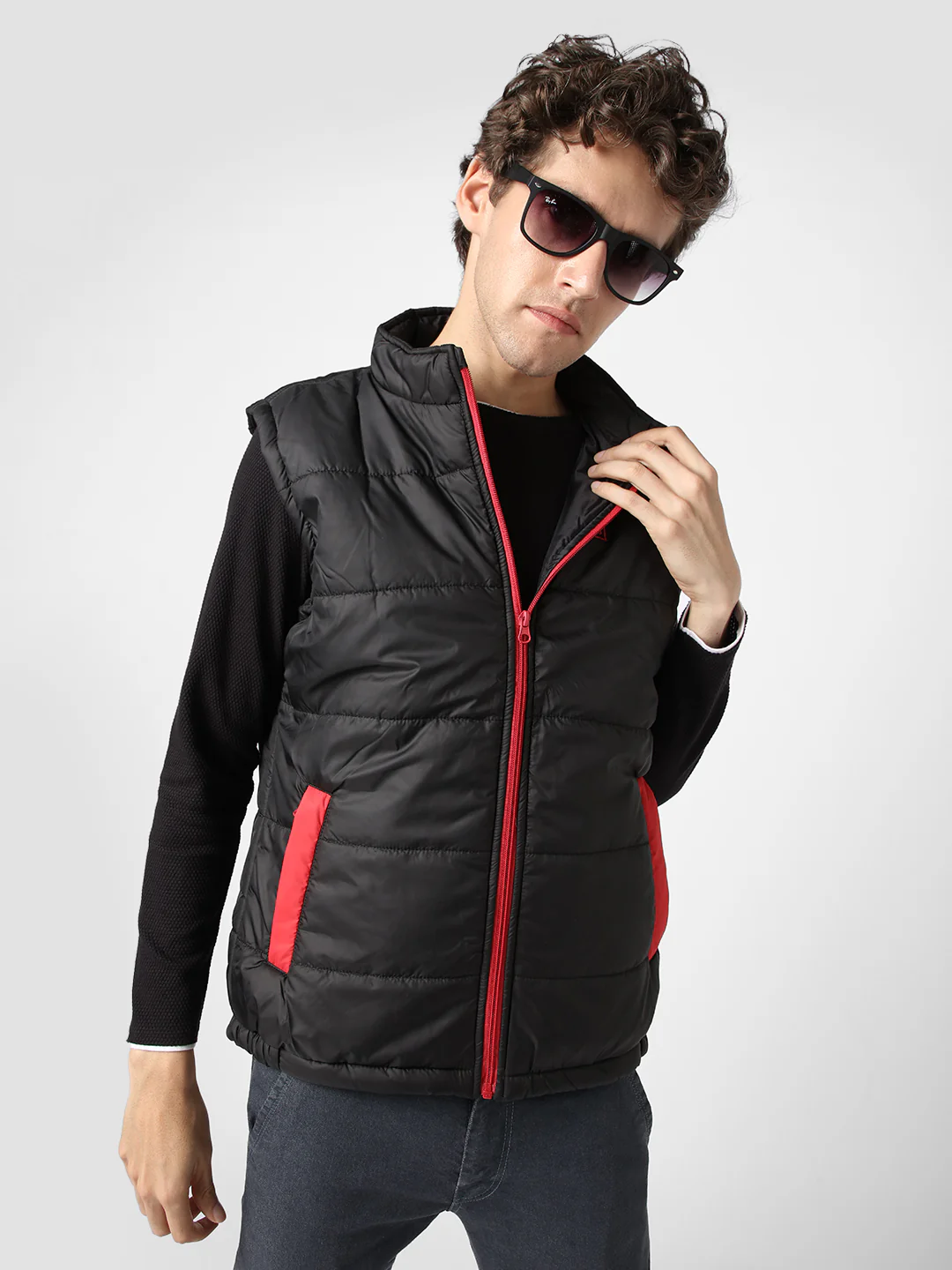 Men's Black Sleeveless Zippered Puffer Jacket - Image 2