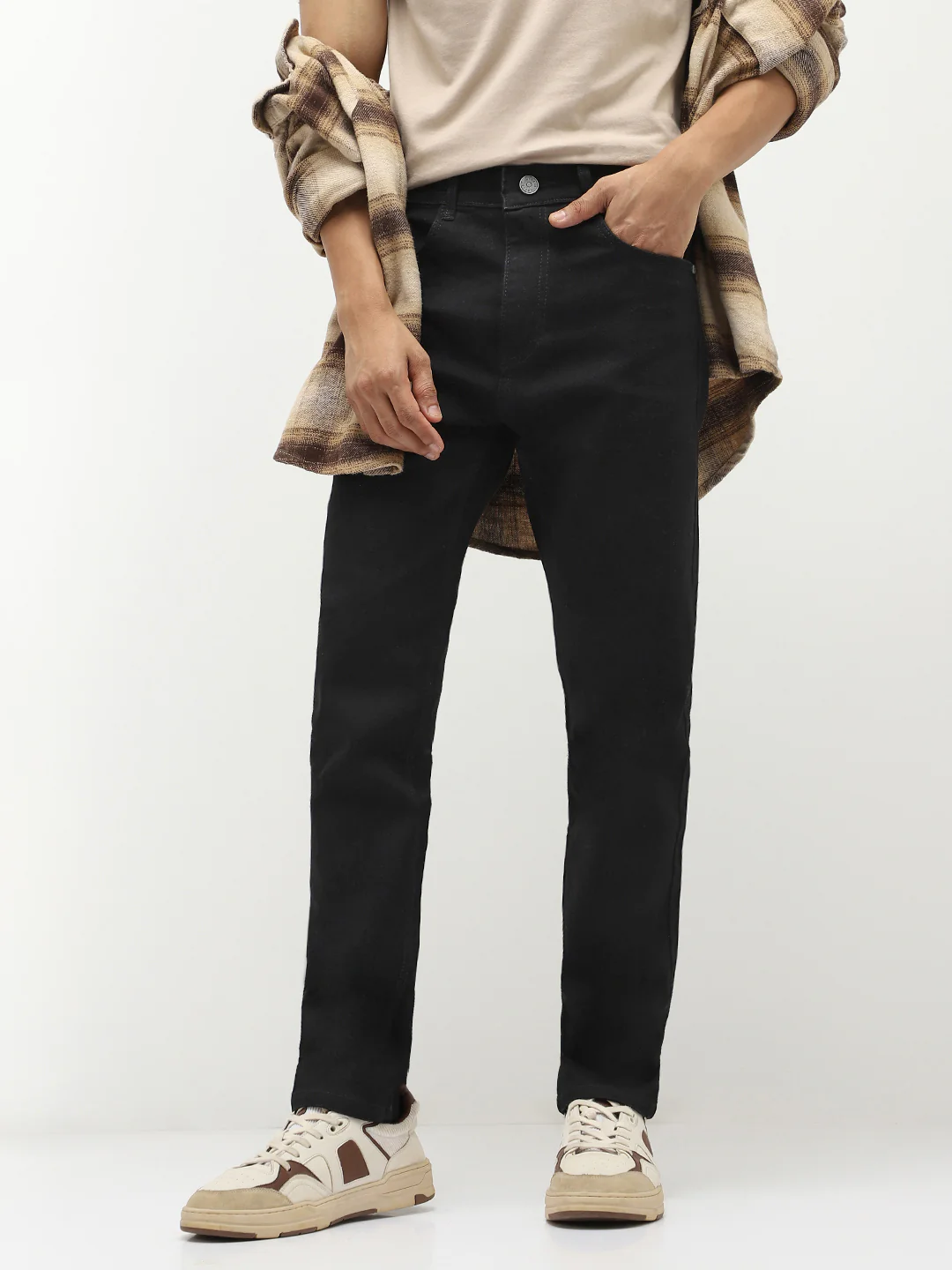 Men Slim Mid Rise Black Jeans Stretchable - Image 2