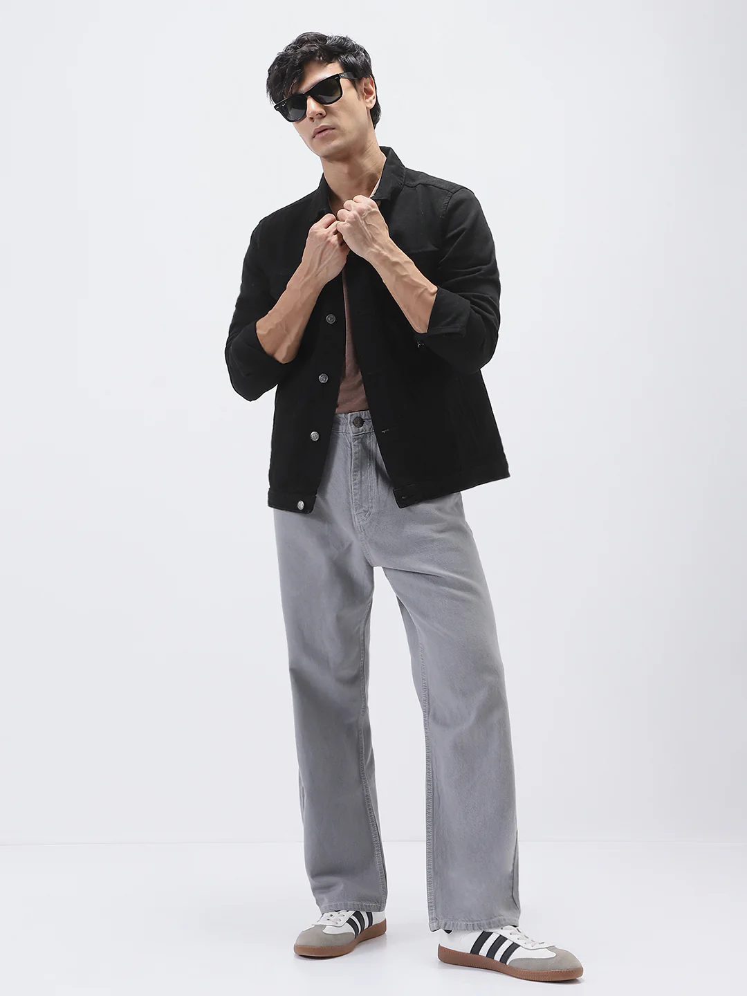 Men's Black Solid Regular Fit Washed Full Sleeve Denim Jacket - Image 5