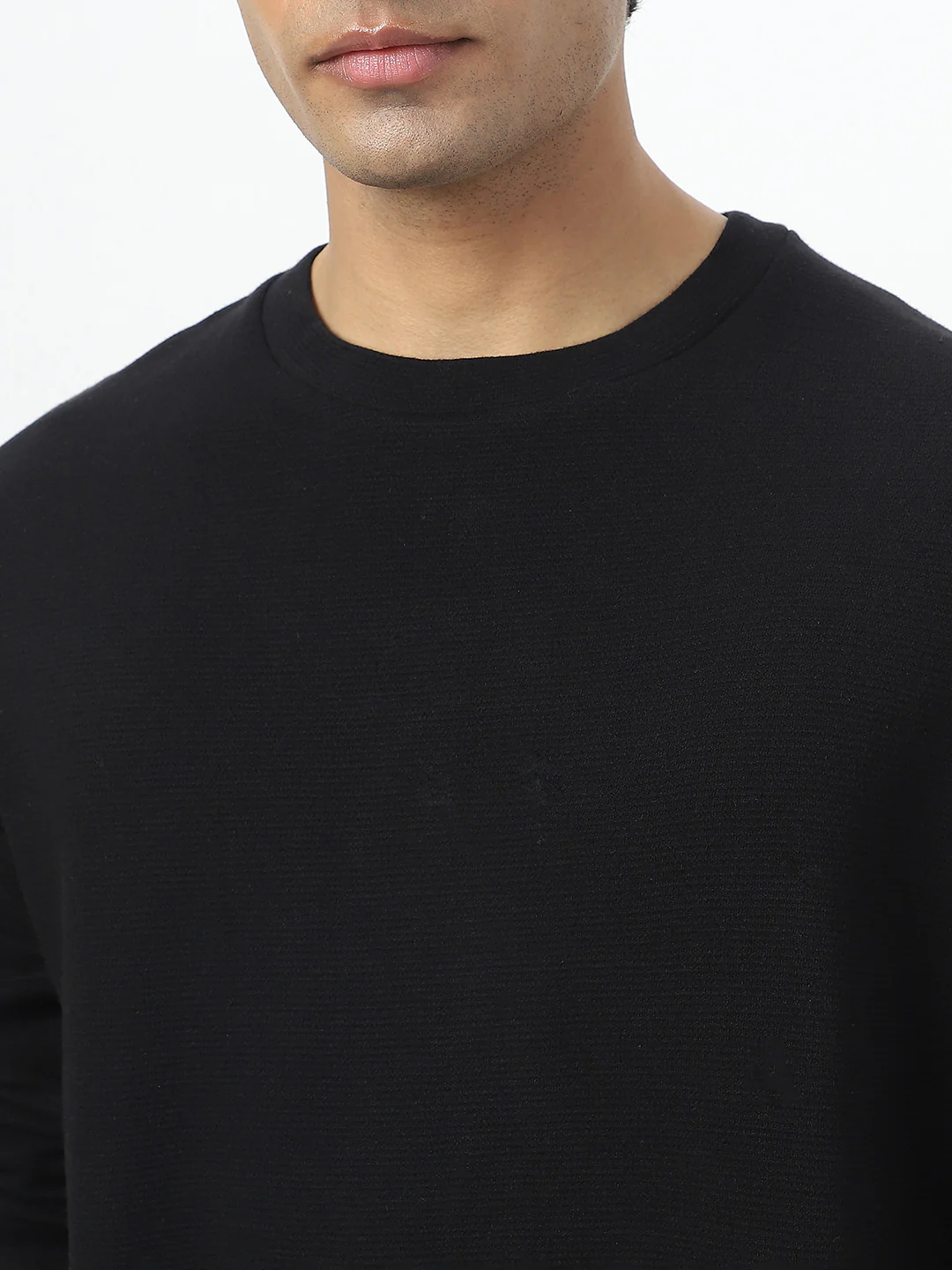 Men's Black Textured Round Neck Oversized Full Sleeve Cotton T-Shirt - Image 3