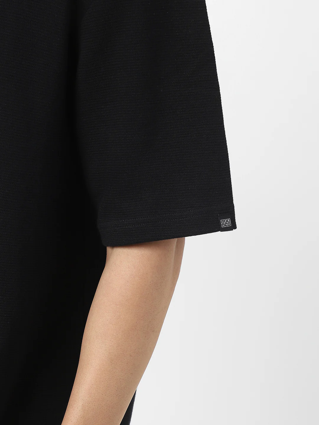 Men's Black Textured Round Neck Oversized Half Sleeve Cotton T-Shirt - Image 7