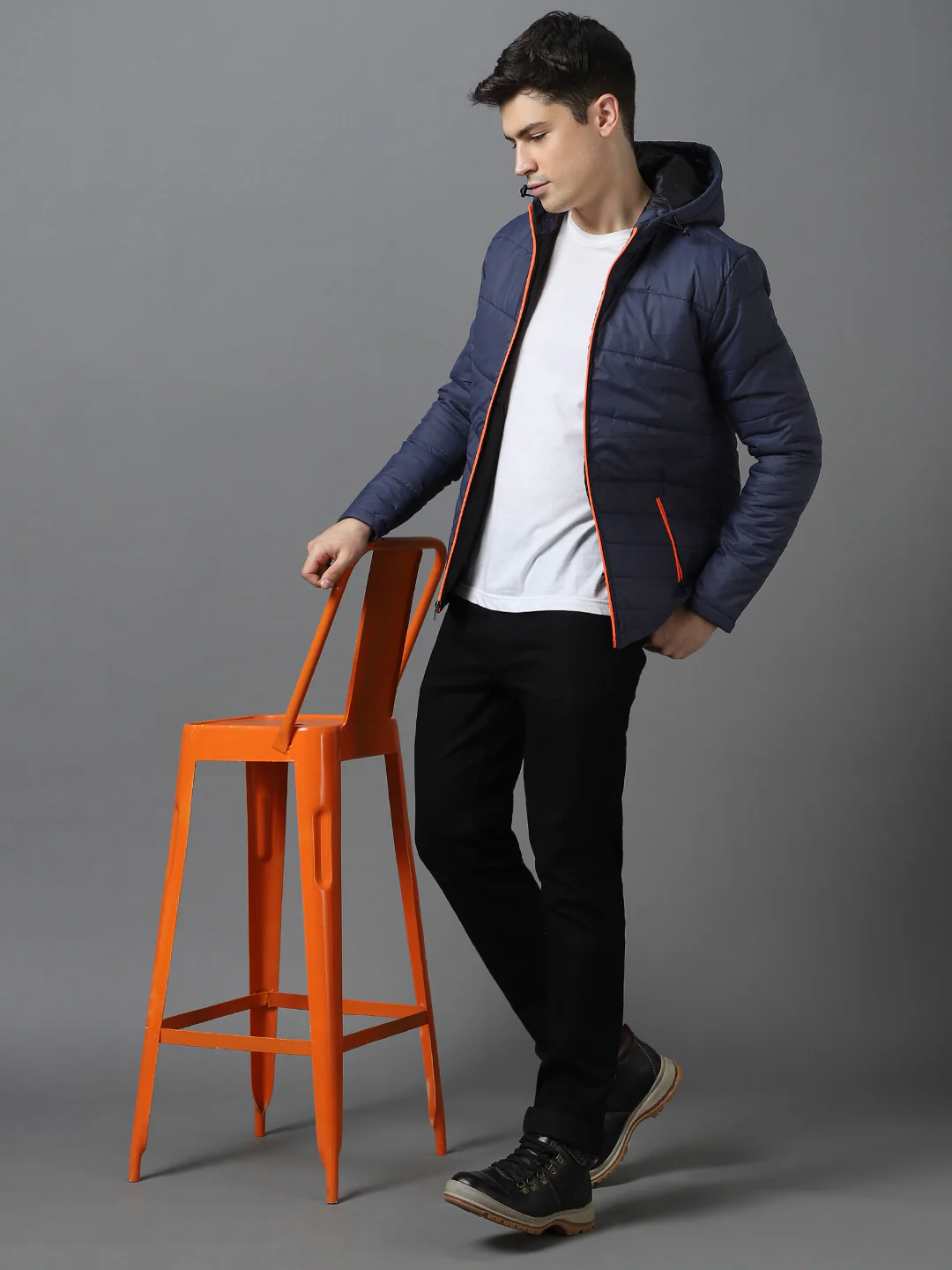Men's Blue Full Sleeve Zippered Hooded Neck Puffer Jacket - Image 4