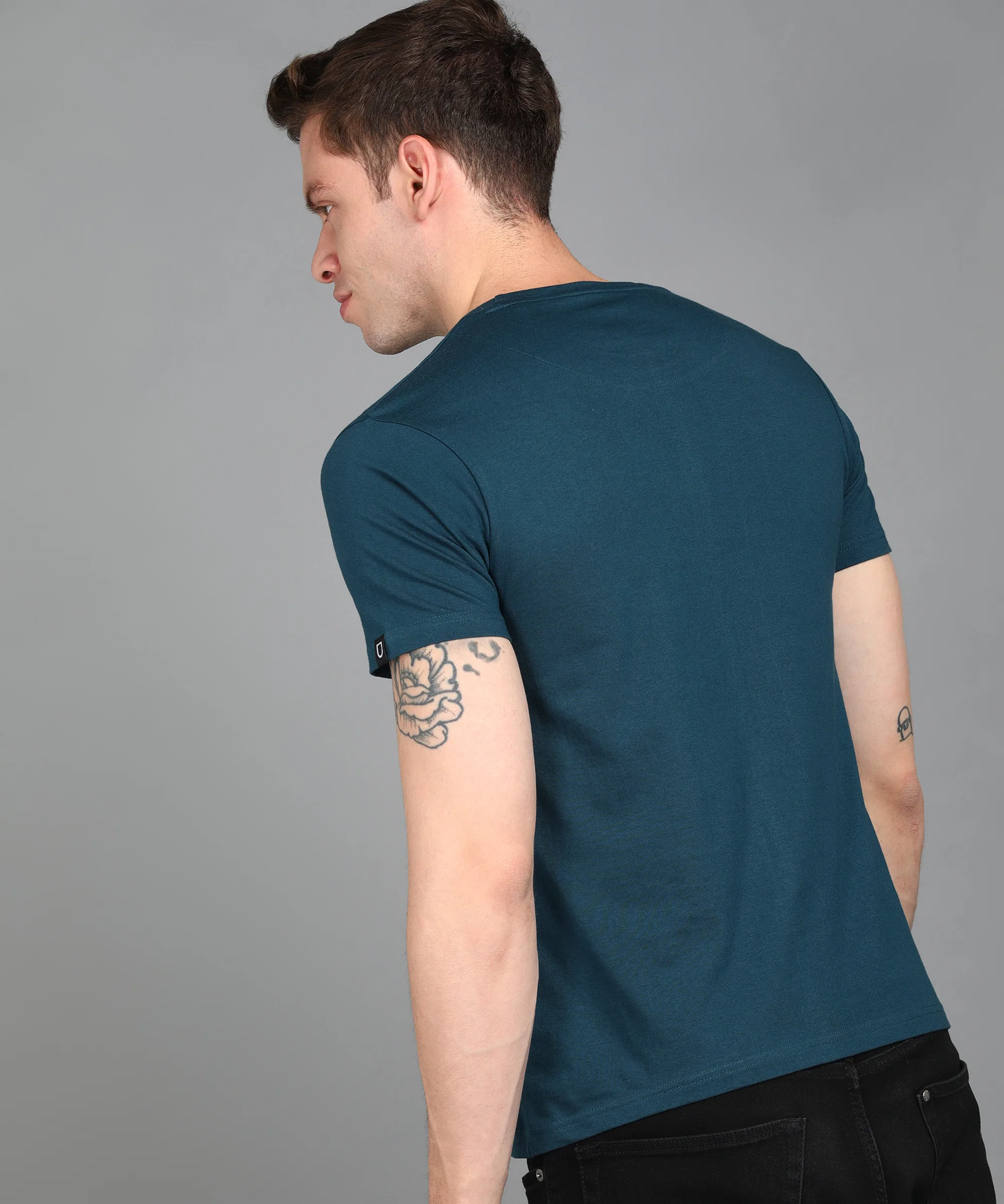 Urbano Fashion Men's Blue Graphic Printed Round Neck Half Sleeve Slim Fit Cotton T-Shirt - Image 3