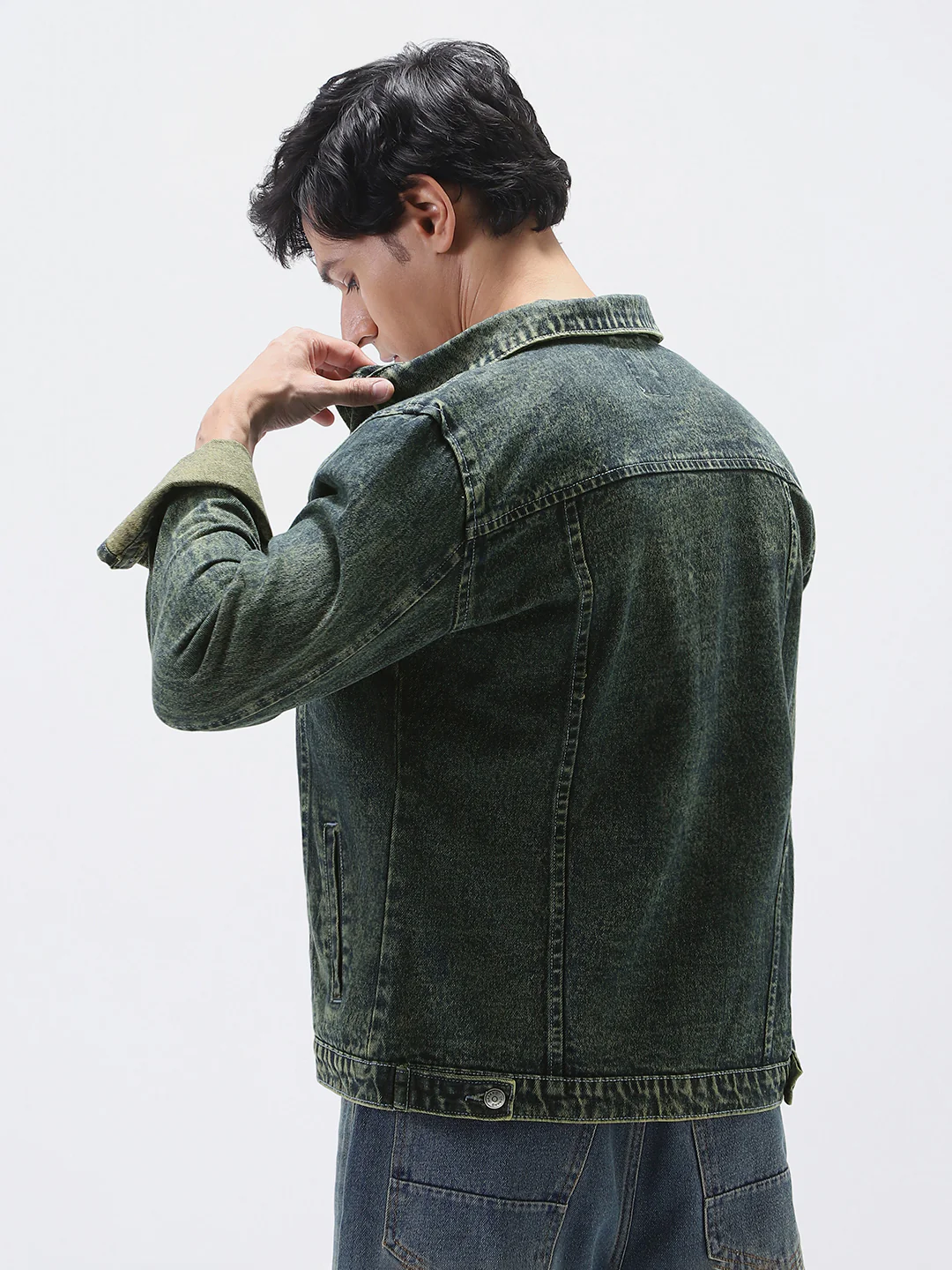 Men's Blue Regular Fit Washed Full Sleeve Denim Jacket - Image 3