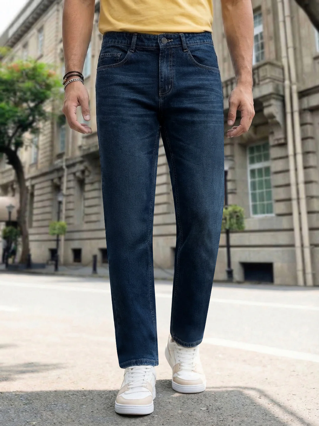 Men's Blue Relaxed Fit Washed Denim Jeans Non-Stretchable