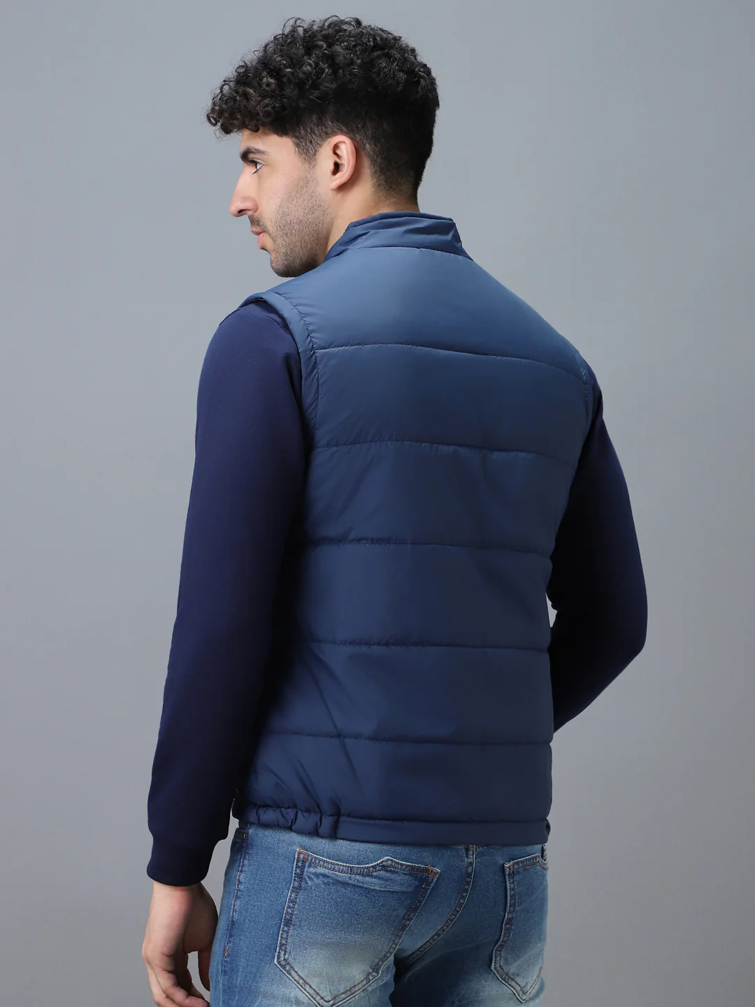 Men's Blue Sleeveless Zippered Puffer Jacket - Image 4