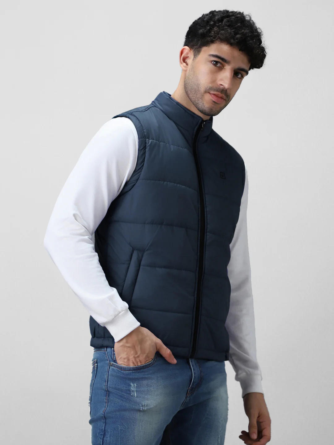 Men's Blue Sleeveless Zippered Puffer Jacket - Image 3