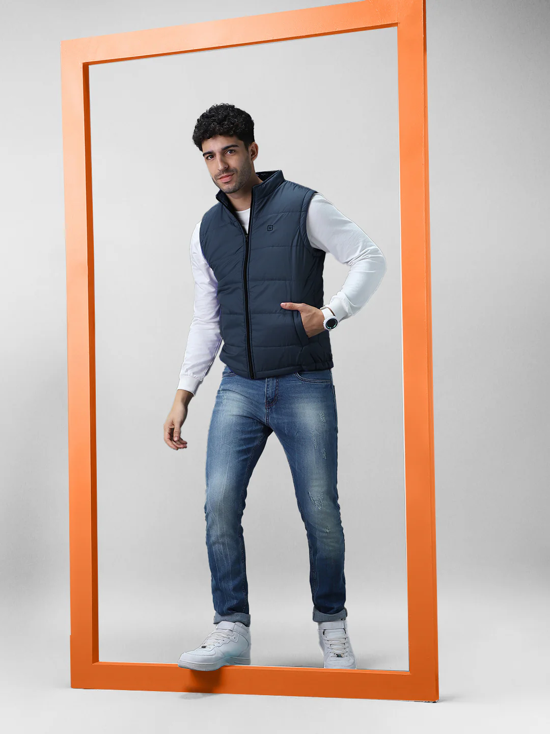 Men's Blue Sleeveless Zippered Puffer Jacket - Image 6