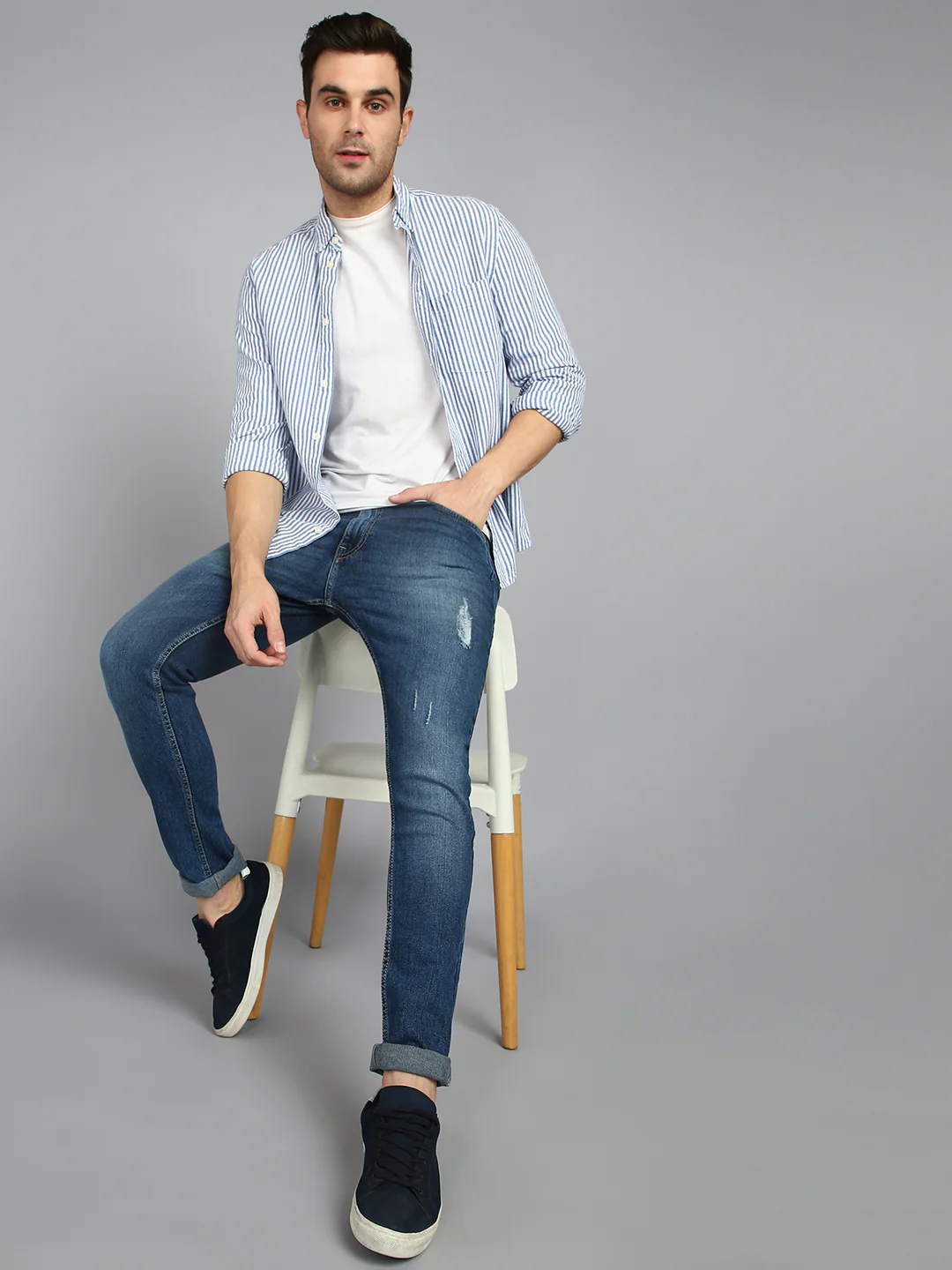 Men's Blue Slim Fit Heavy Washed Mild Distressed Jeans Stretch - Image 4