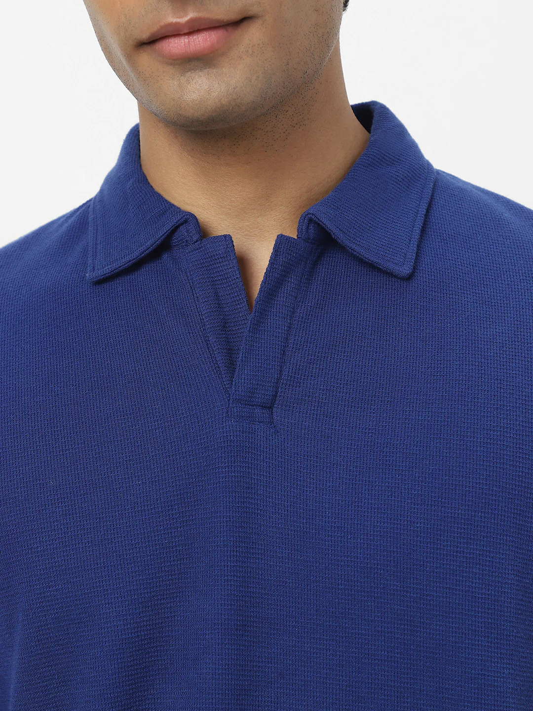 Men's Blue Textured Regular Fit Half Sleeve Cotton Polo T-Shirt - Image 3