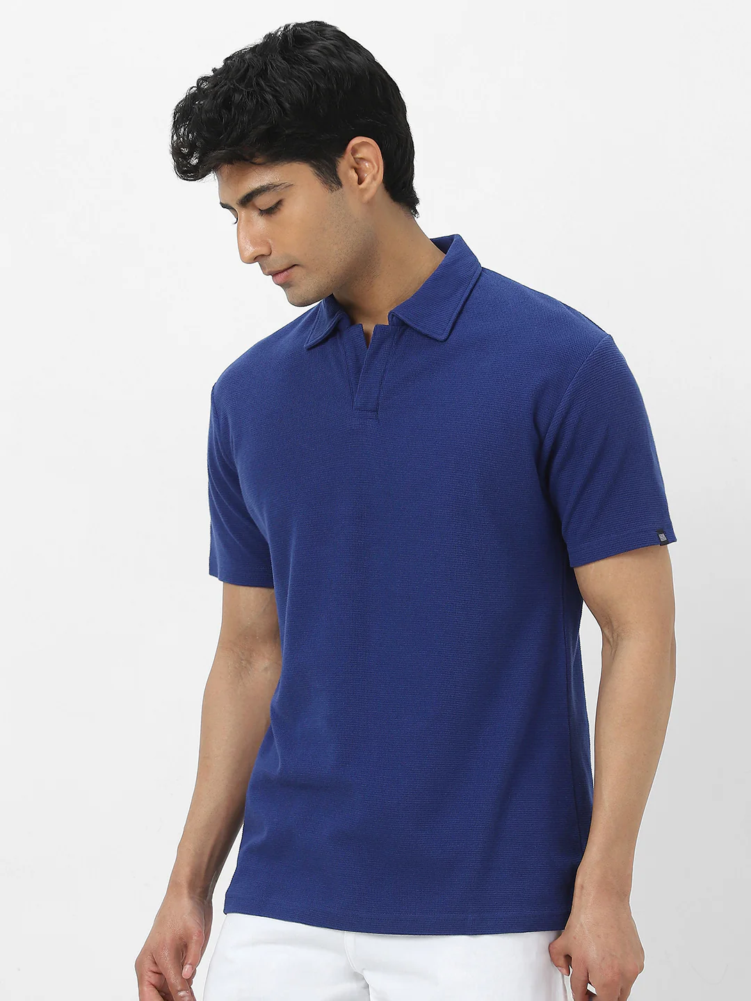 Men's Blue Textured Regular Fit Half Sleeve Cotton Polo T-Shirt - Image 4