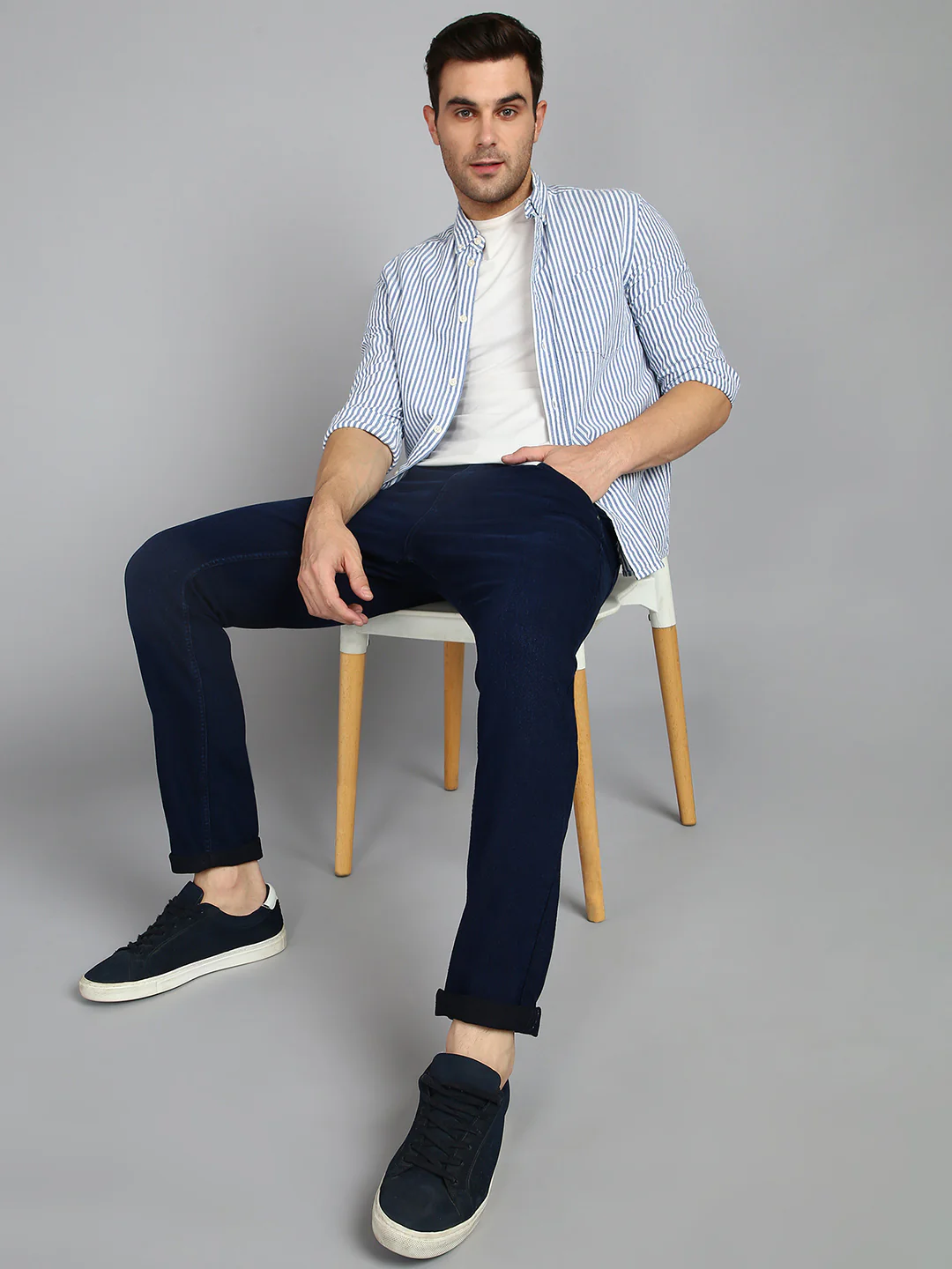 Men's Carbon Blue Regular Fit Washed Jeans Stretchable - Image 4