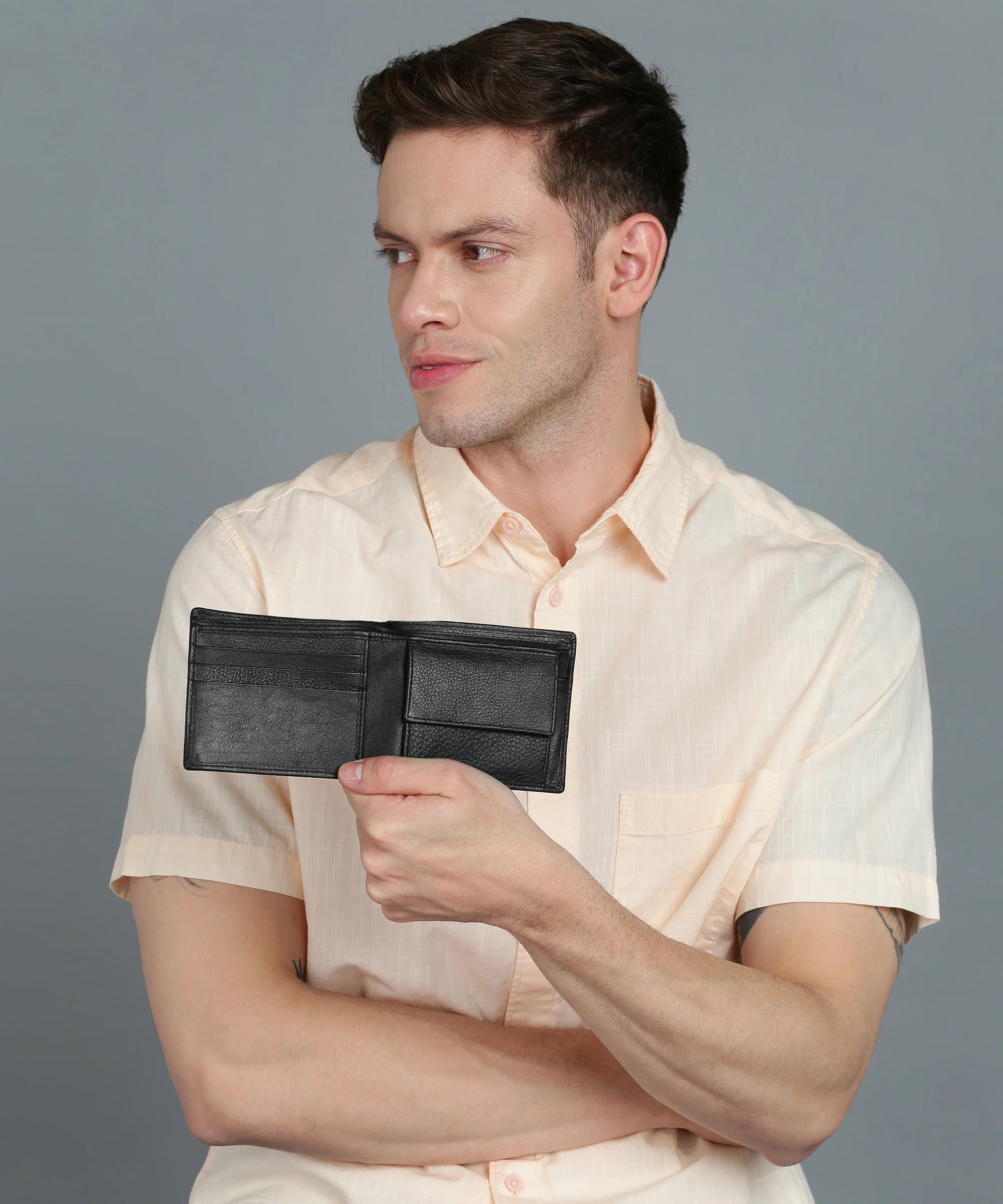 Urbano Fashion Men's Casual, Formal Black Genuine Leather Wallet-3 Card Slots - Image 8