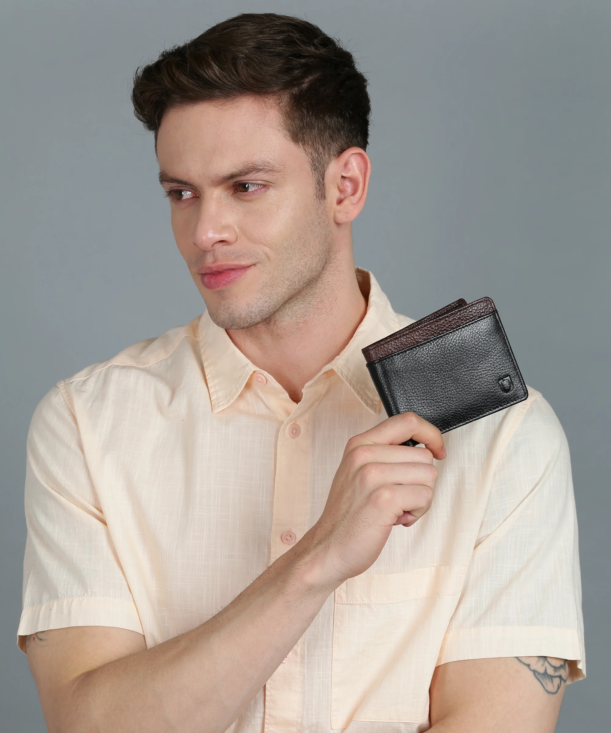 Urbano Fashion Men's Casual, Formal Black Genuine Leather Wallet-6 Card Slots - Image 7