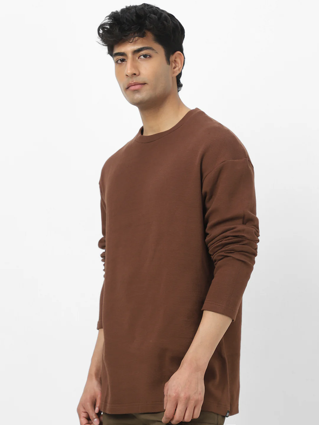 Men's Chocolate Brown Textured Round Neck Oversized Full Sleeve Cotton T-Shirt - Image 4