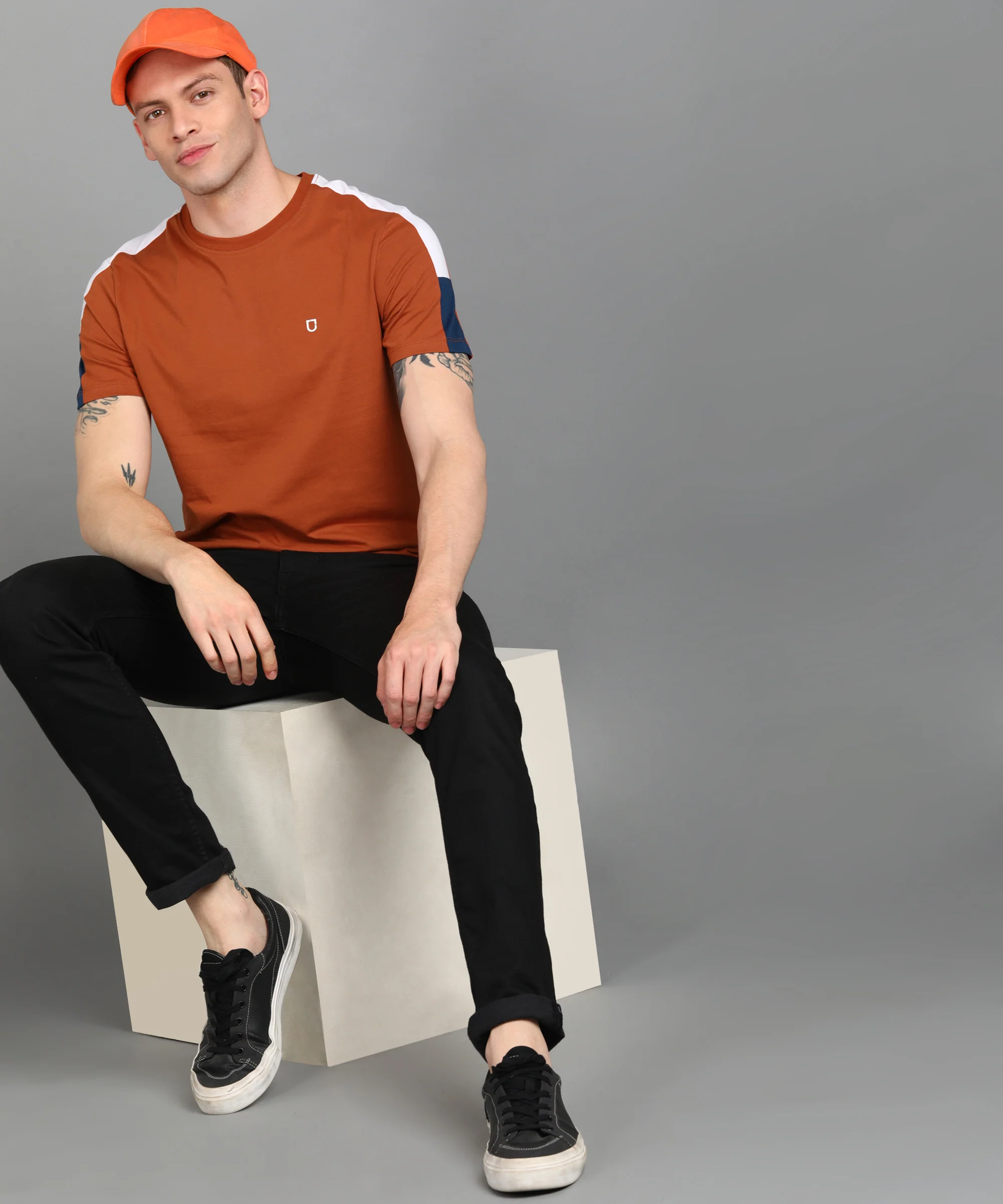 Men's Cotton Brown Colour-Block Slim Fit Half Sleeve T-Shirt - Image 4