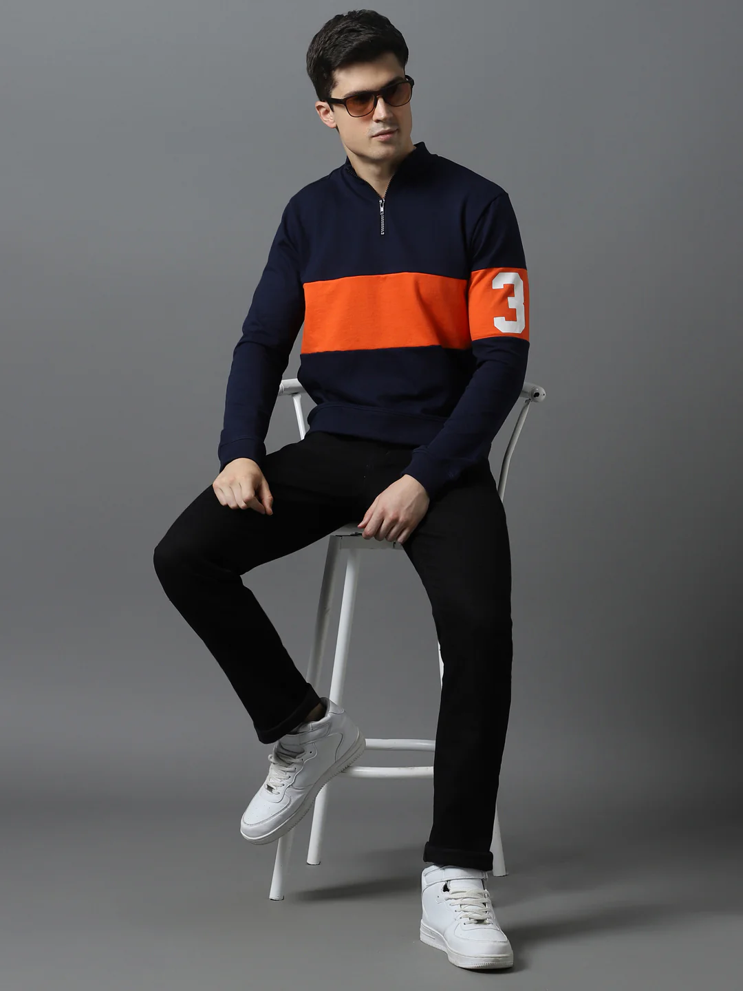 Men's Dark Blue Cotton Color Block Round Neck Sweatshirt - Image 4