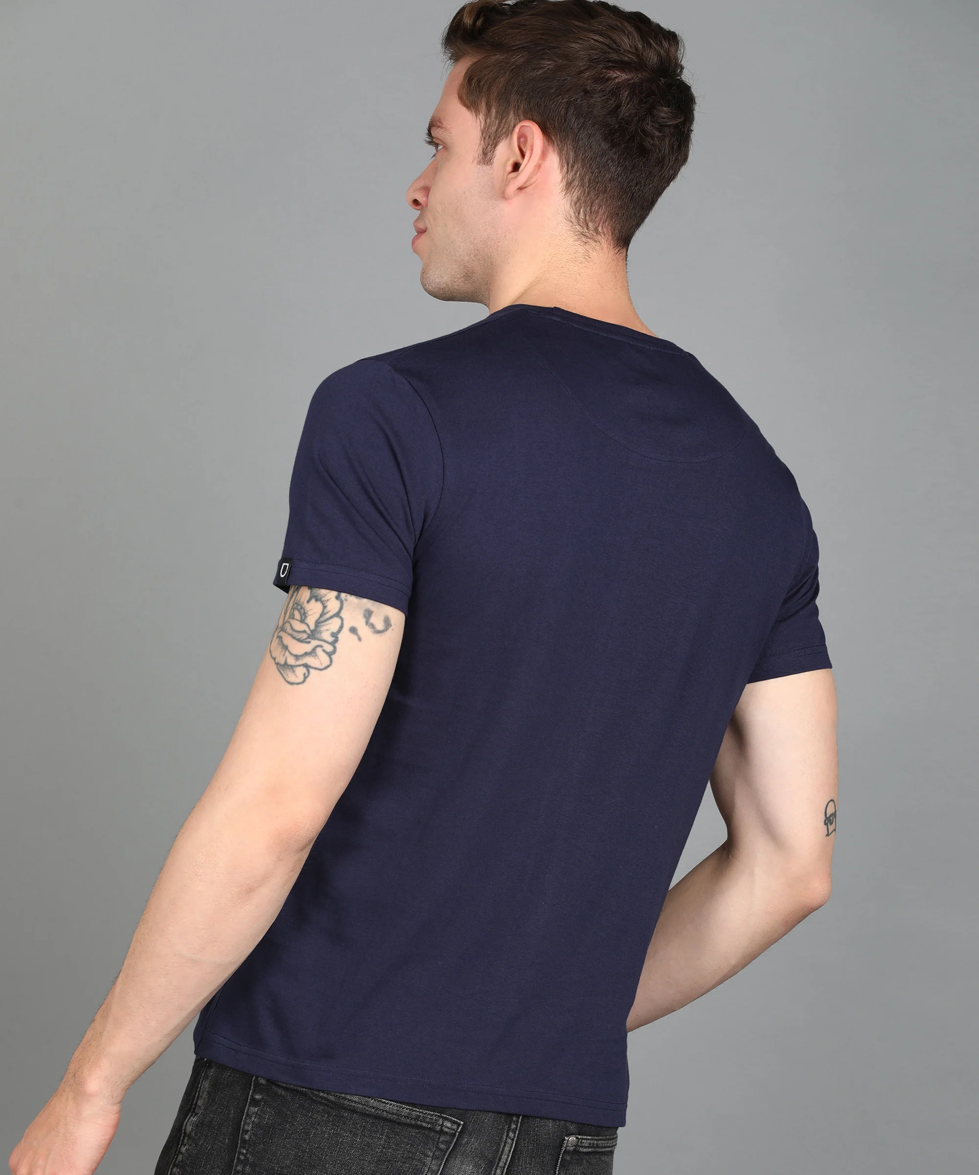 Urbano Fashion Men's Dark Blue Graphic Printed Round Neck Half Sleeve Slim Fit Cotton T-Shirt - Image 3