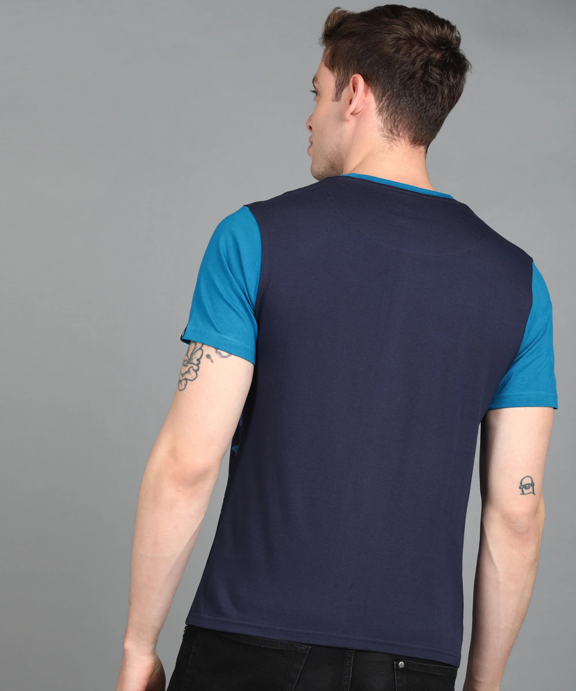 Urbano Fashion Men's Dark Blue Graphic Printed Round Neck Half Sleeve Slim Fit Cotton T-Shirt - Image 3