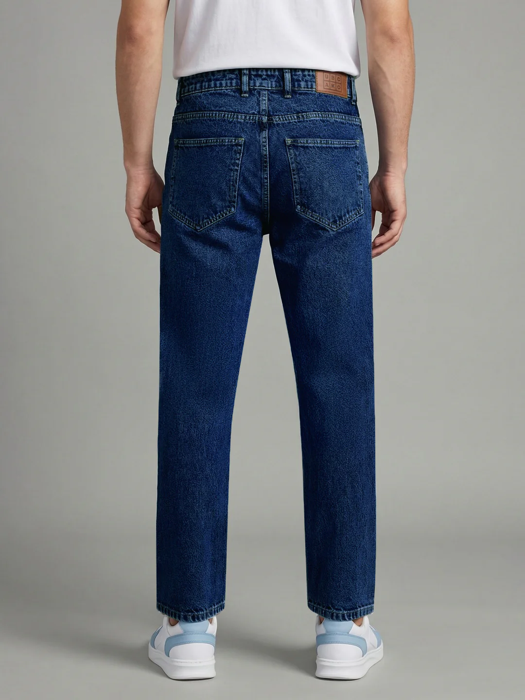 Men's Dark Blue Relaxed Fit Washed Denim Jeans Non-Stretchable - Image 3