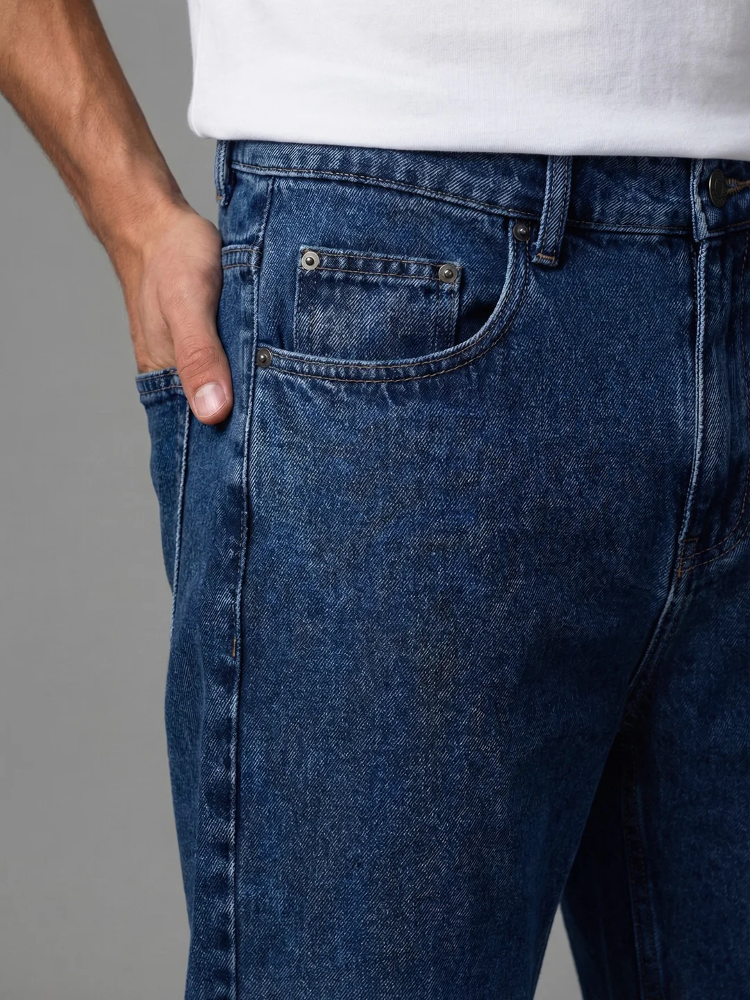 Men's Dark Blue Relaxed Fit Washed Denim Jeans Non-Stretchable - Image 6