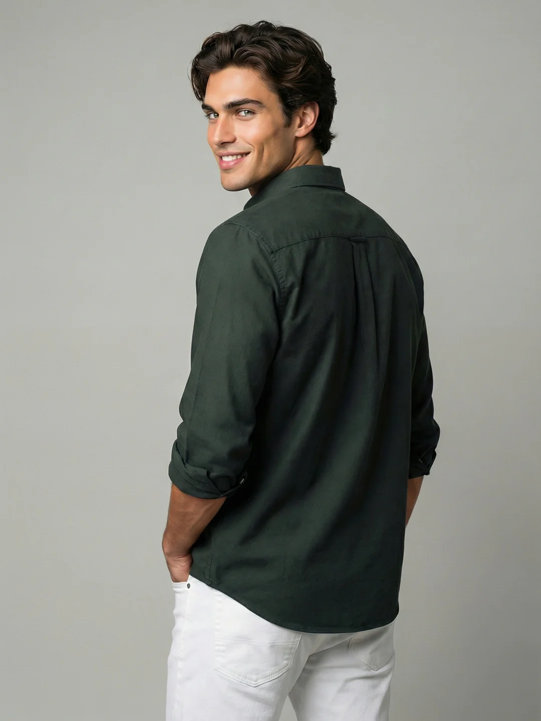 Men's Dark Green Cotton Full Sleeve Regular Fit Solid Oxford Shirt With Button-Down Collar - Image 3