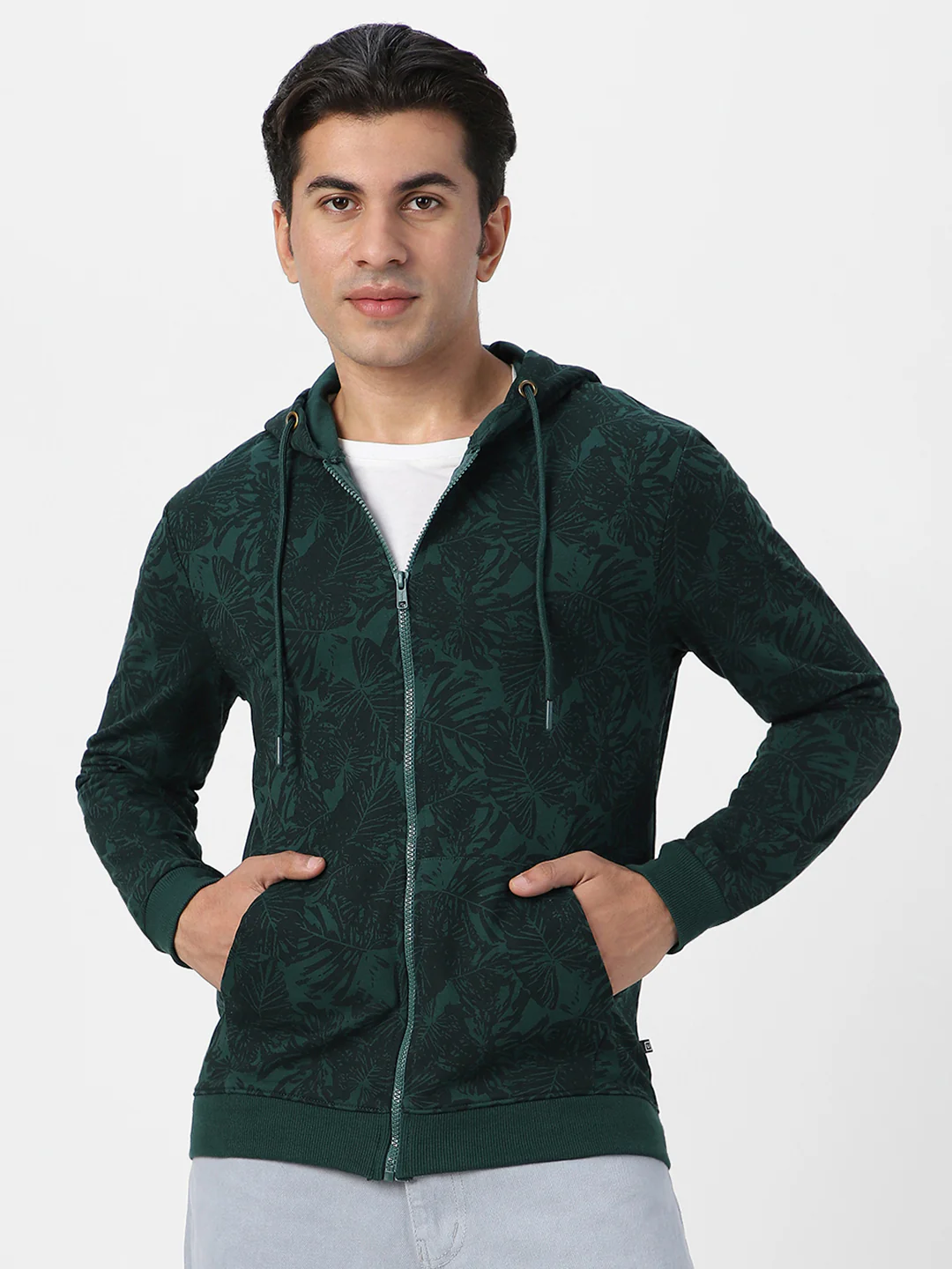 Men's Dark Green Regular Fit Printed Full Sleeve Winterwear Hooded Sweatshirt - Image 2