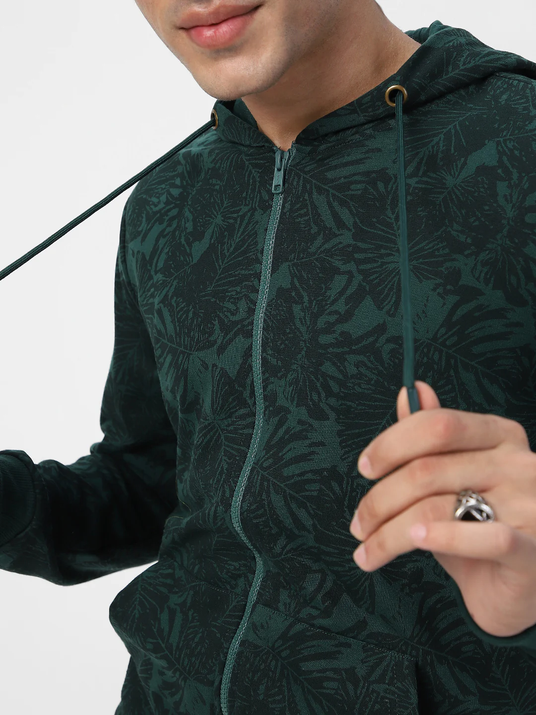 Men's Dark Green Regular Fit Printed Full Sleeve Winterwear Hooded Sweatshirt - Image 6