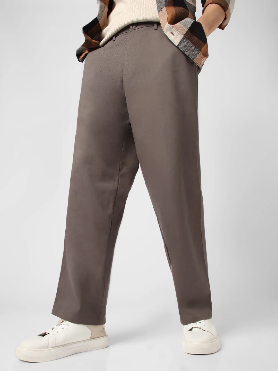 Men's Dark Grey Loose Baggy Fit Solid Chino Trousers Non-Stretchable - Image 3