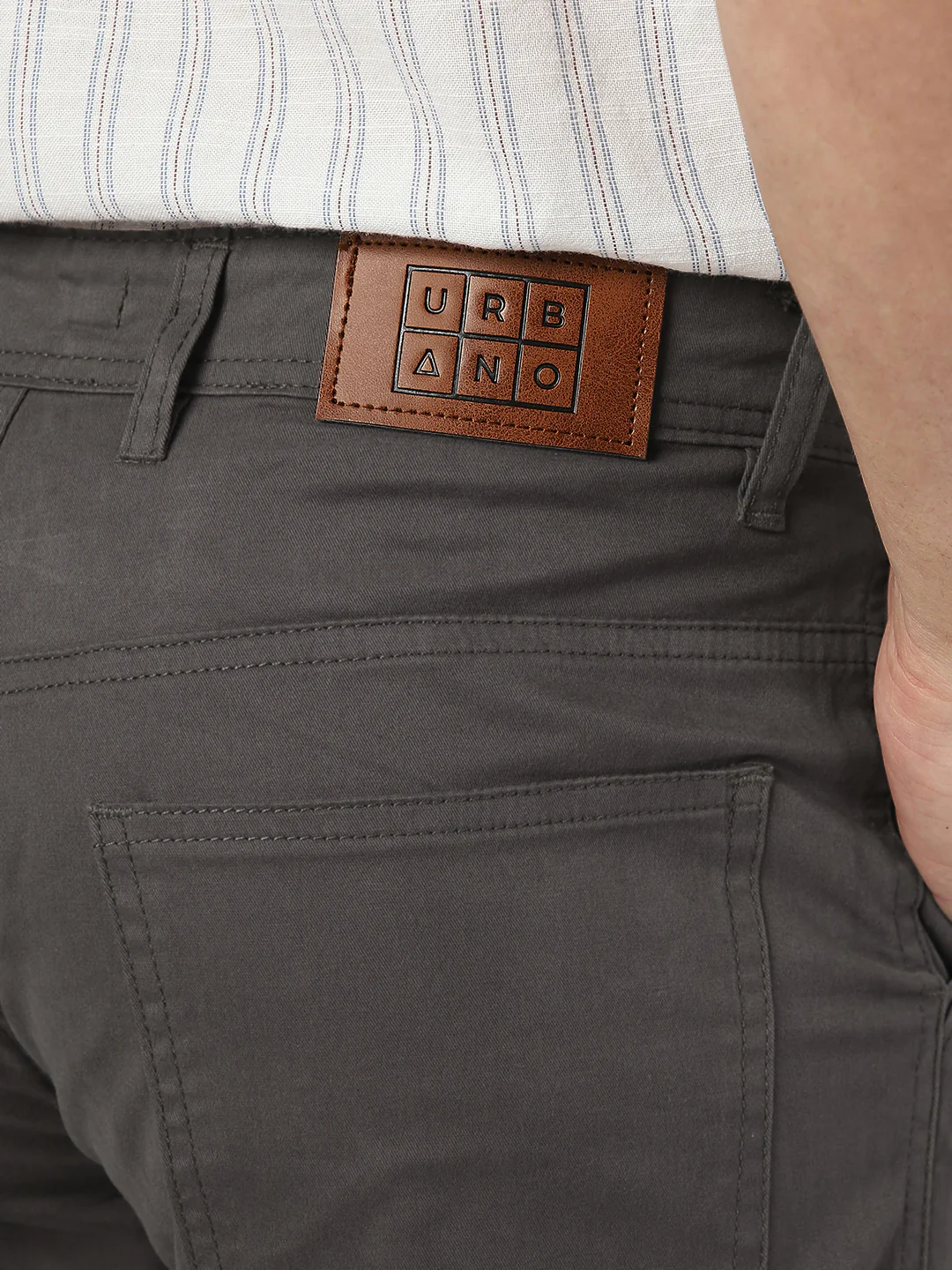 Men's Dark Grey Regular Fit Solid Cargo Chino Pant with 6 Pockets - Image 6