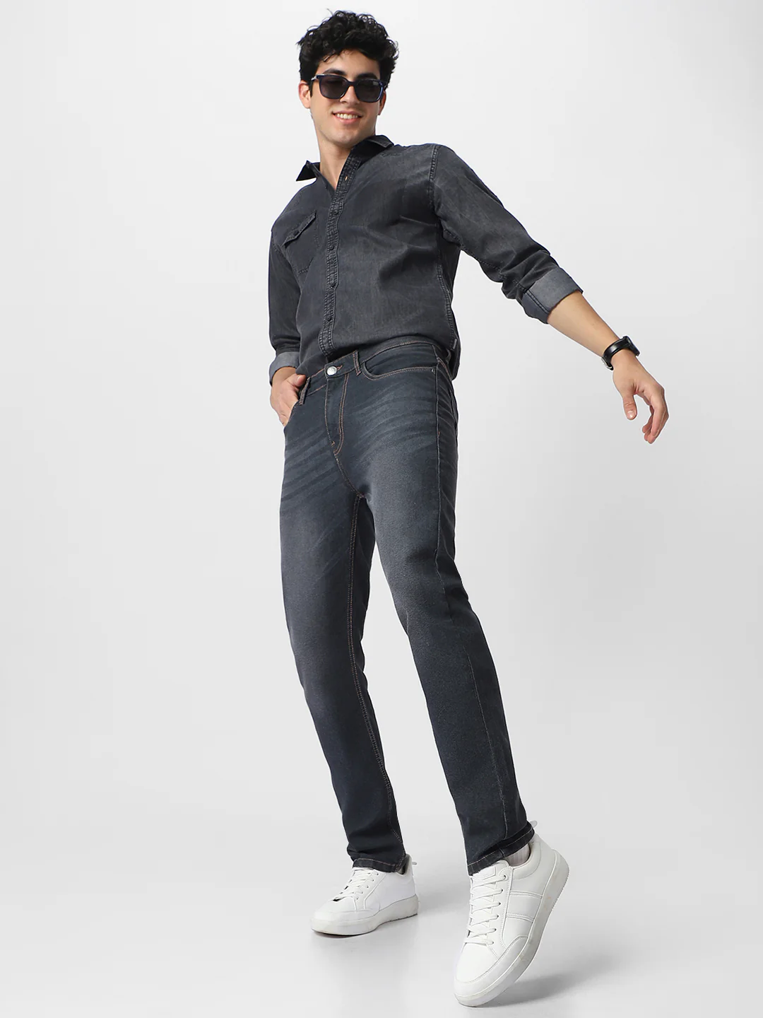 Men's Dark Grey Regular Fit Washed Jeans Stretchable - Image 4