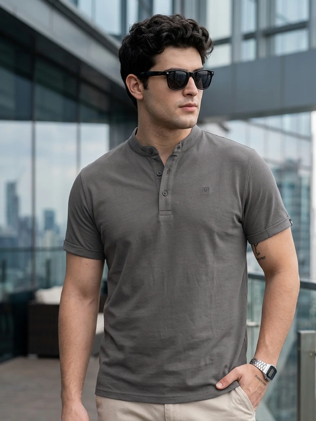 Men's Dark Grey Solid Mandarin Collar Slim Fit Half Sleeve Cotton T-Shirt