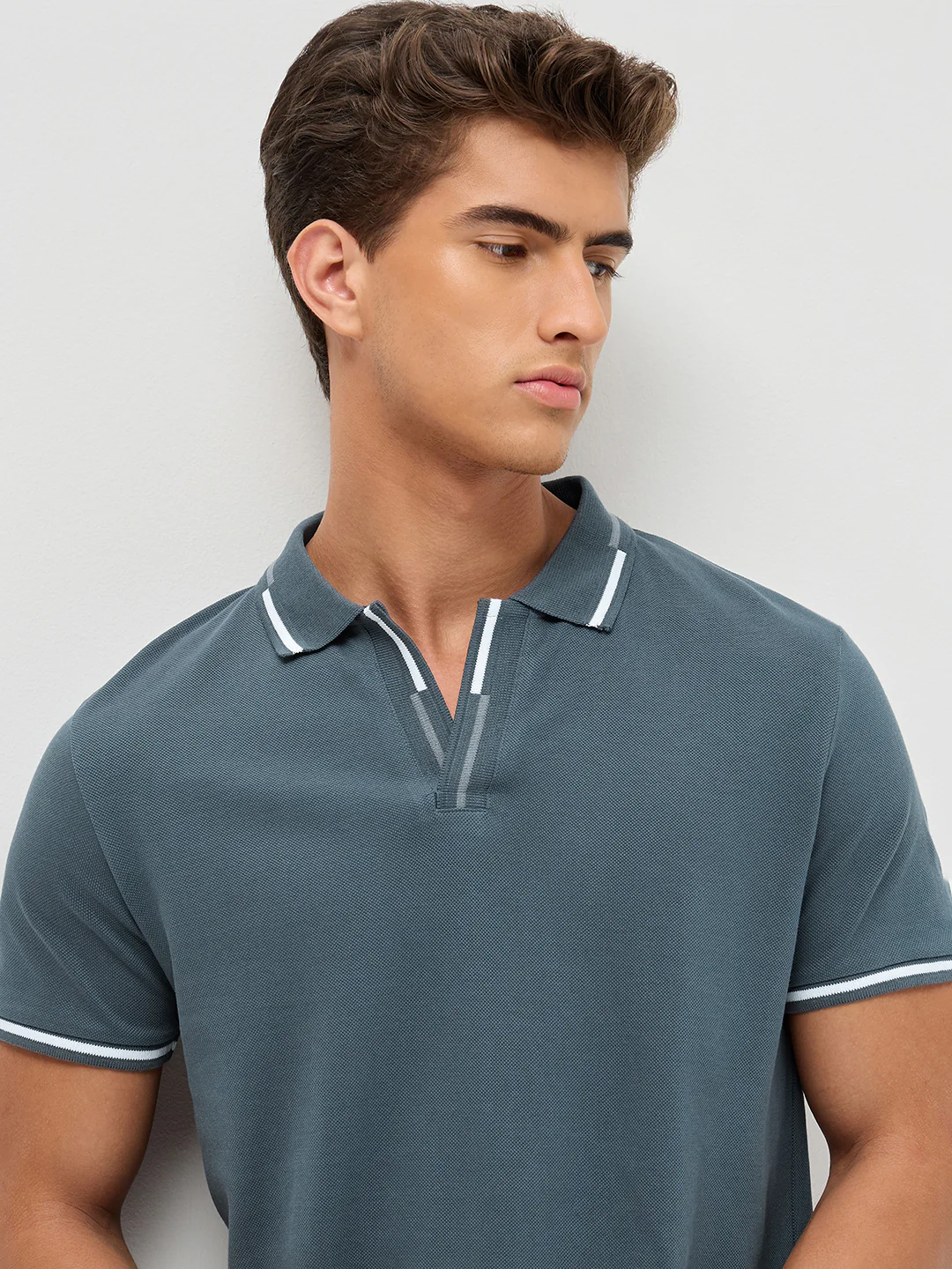 Men's Dark Grey Solid Regular Fit Half Sleeve Cotton Polo T-Shirt - Image 5