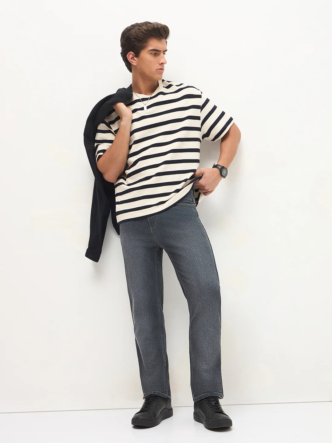 Men's Dark Grey Straight Fit Washed Denim Jeans Stretchable - Image 5