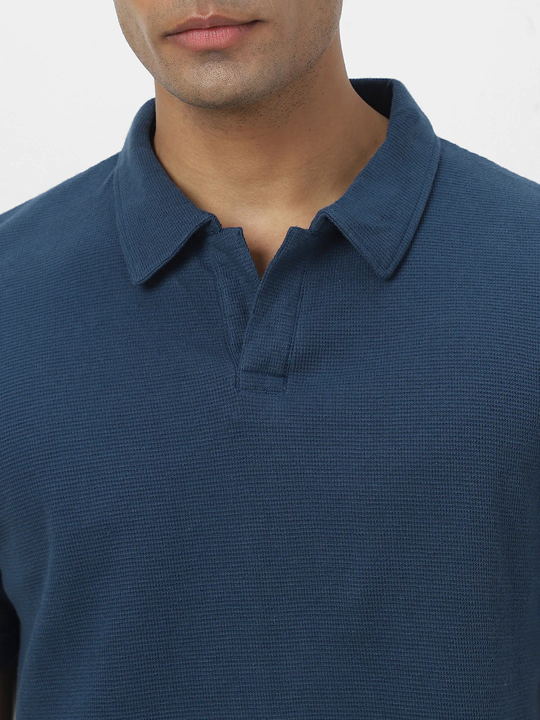 Men's Deep Navy Textured Regular Fit Half Sleeve Cotton Polo T-Shirt - Image 3