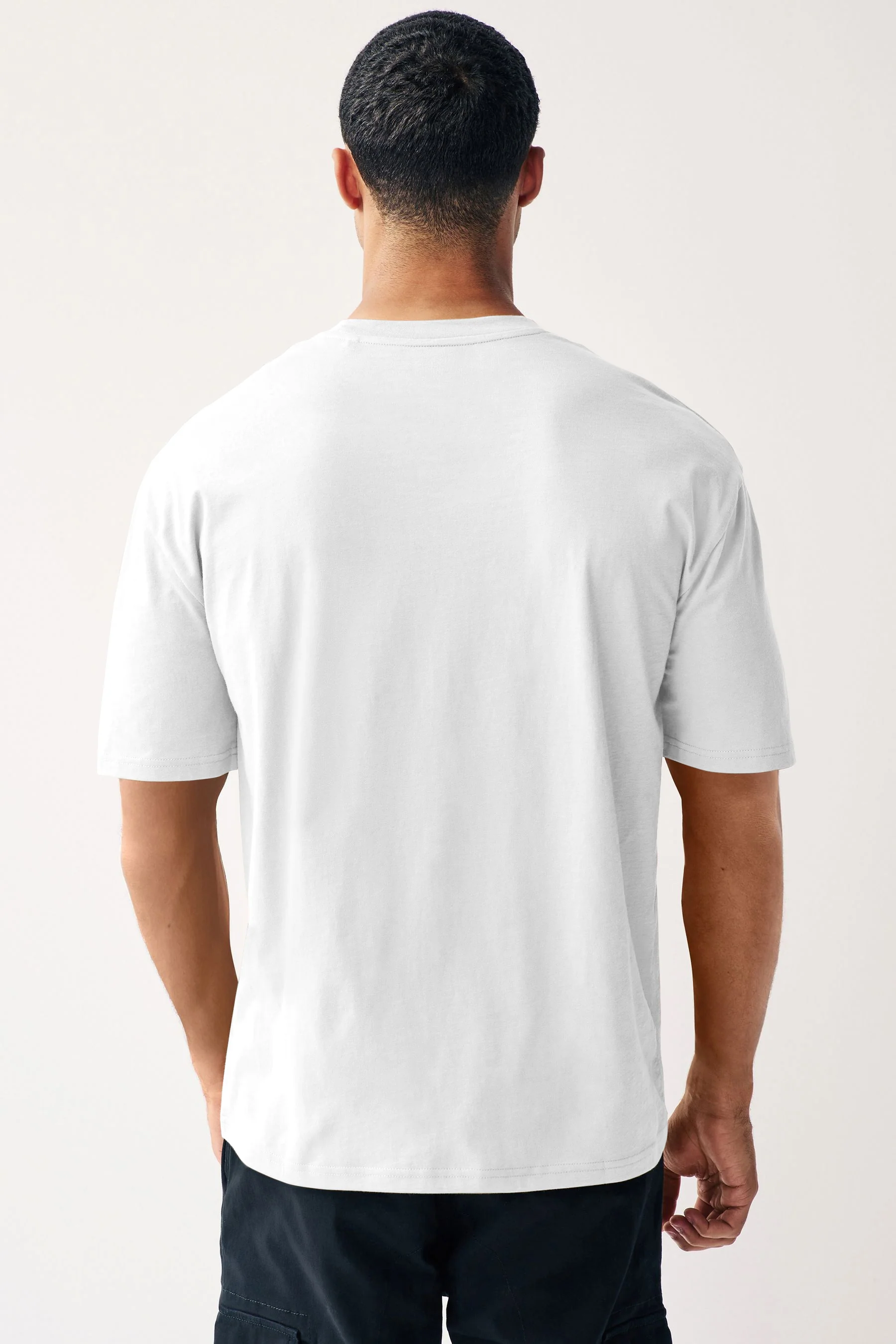 Men's Multicolor Solid Round Neck Oversized Fit Cotton T-Shirts Pack of 3 - Image 5